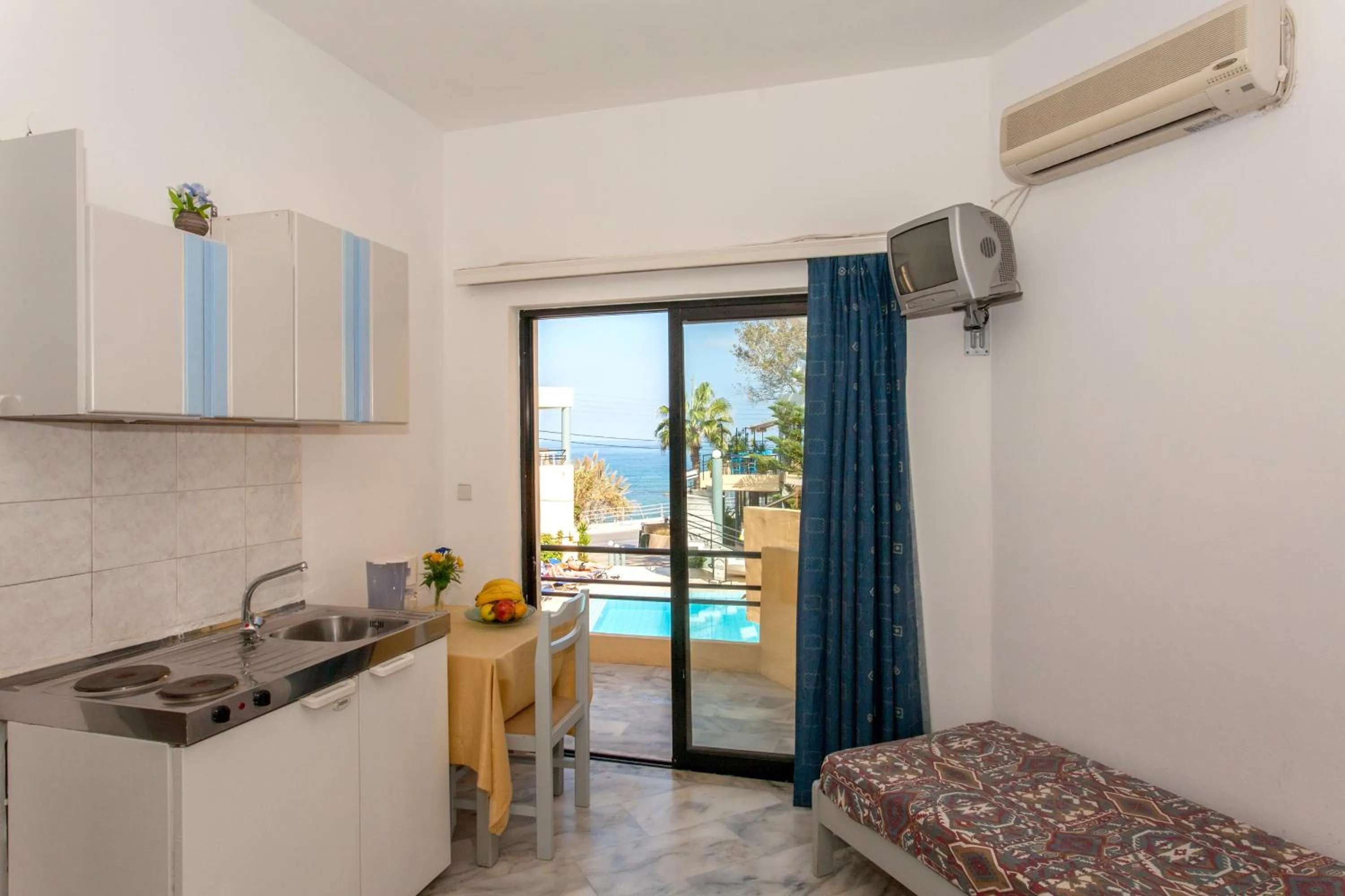 Photo of the whole room in Akasti Hotel