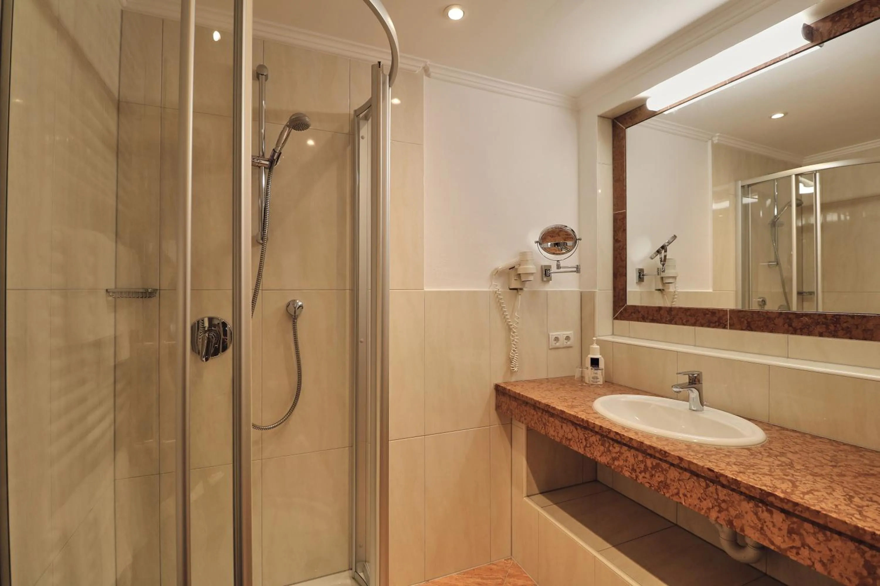 Bathroom in Hotel Traube