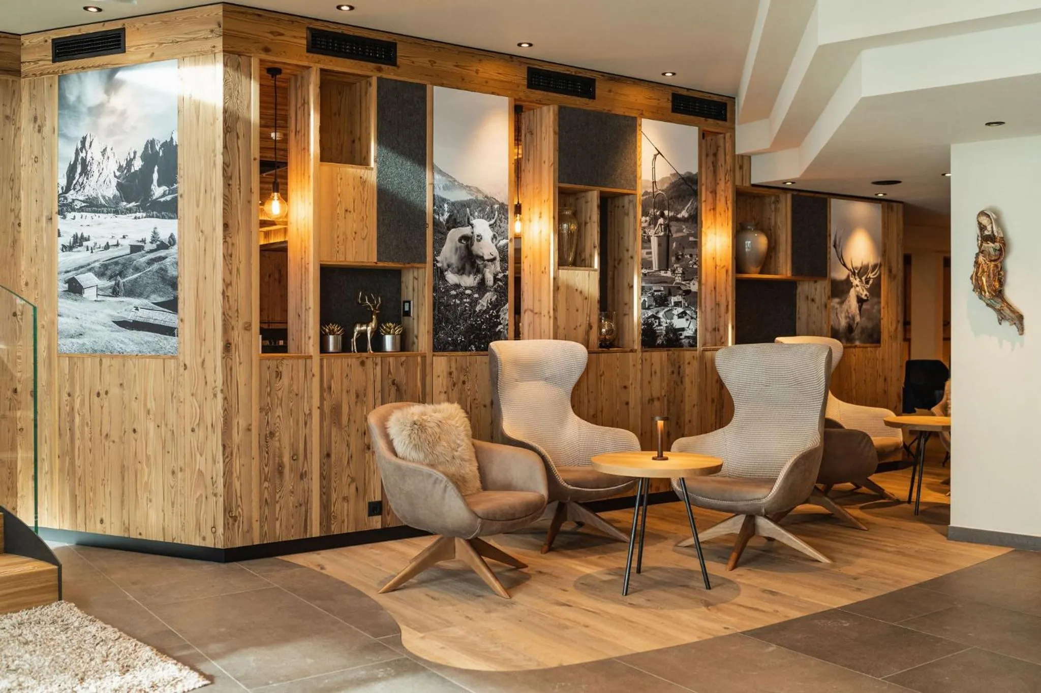 Restaurant/places to eat in Hotel Sun Valley