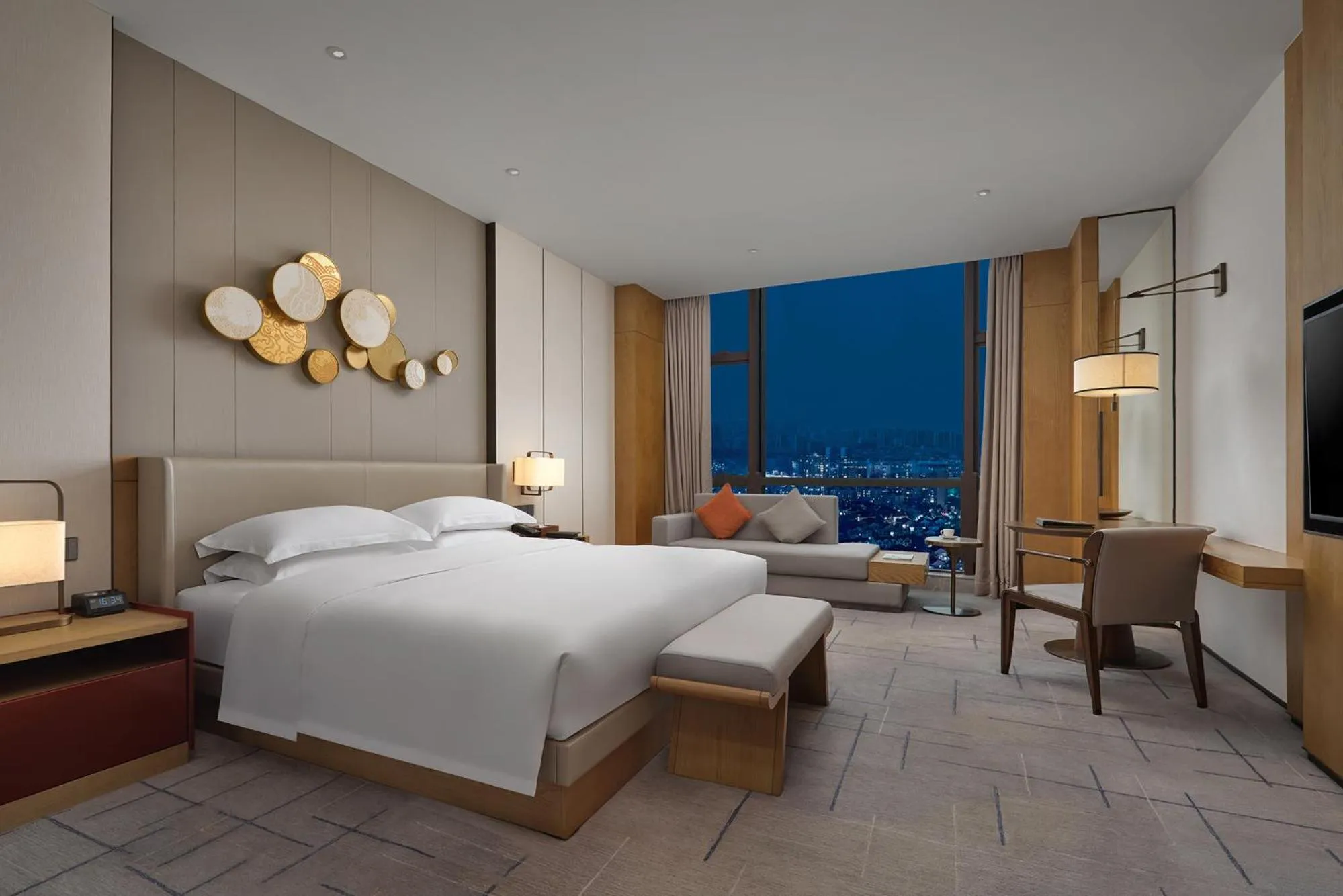 Bed in Dongguan DongCheng International Hotel