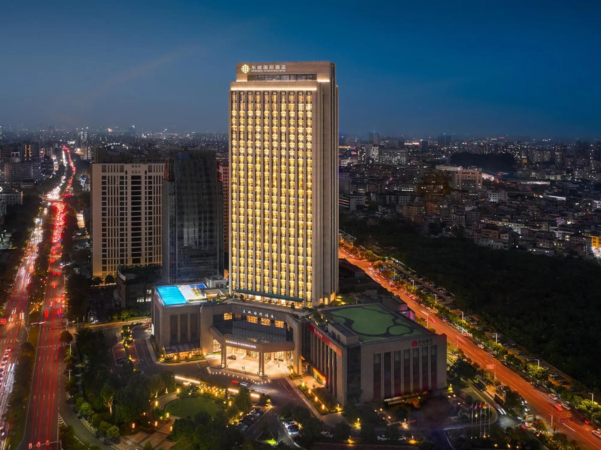 Property building in Dongguan DongCheng International Hotel