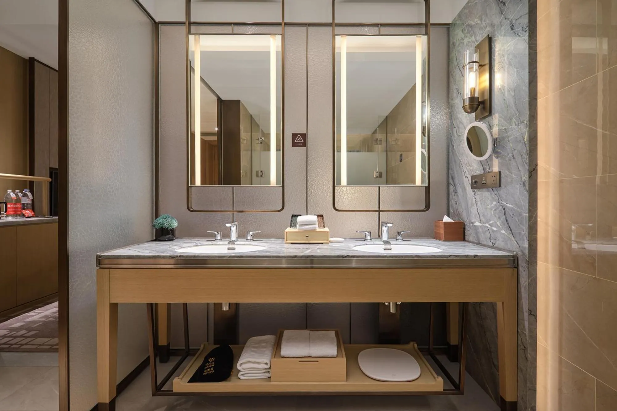 Toilet in Dongguan DongCheng International Hotel