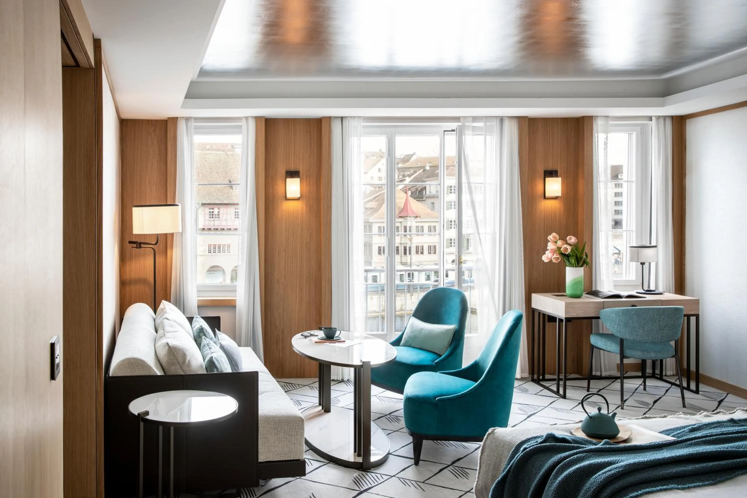 Photo of the whole room in Storchen Zürich - Lifestyle Boutique Hotel