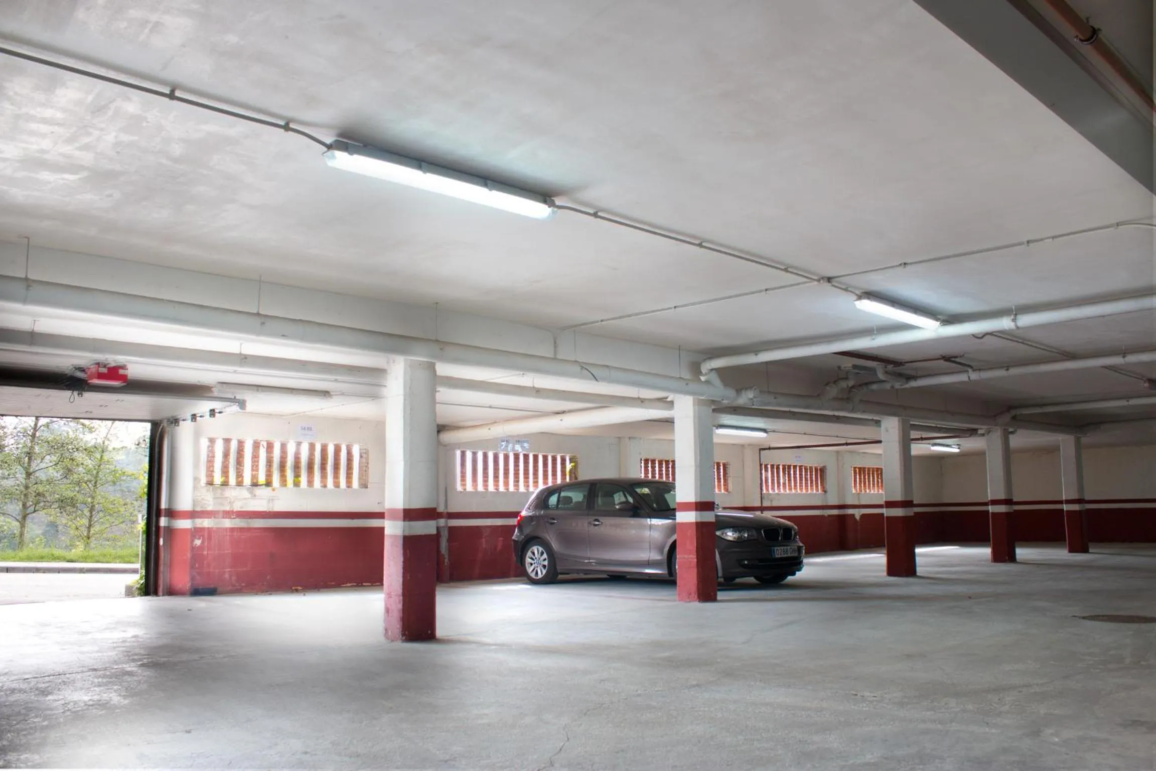 Parking in Abba Comillas Apartments