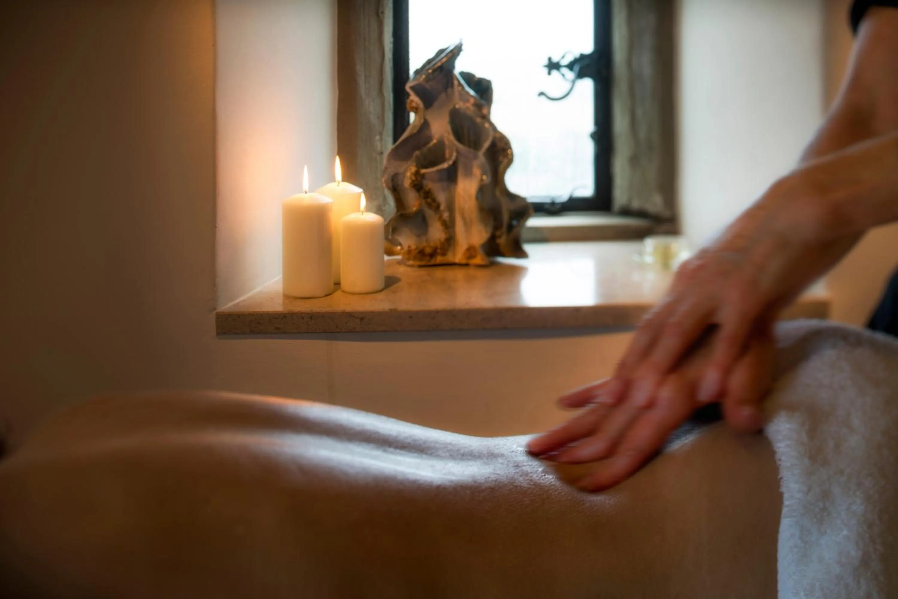 Massage in Roch Castle