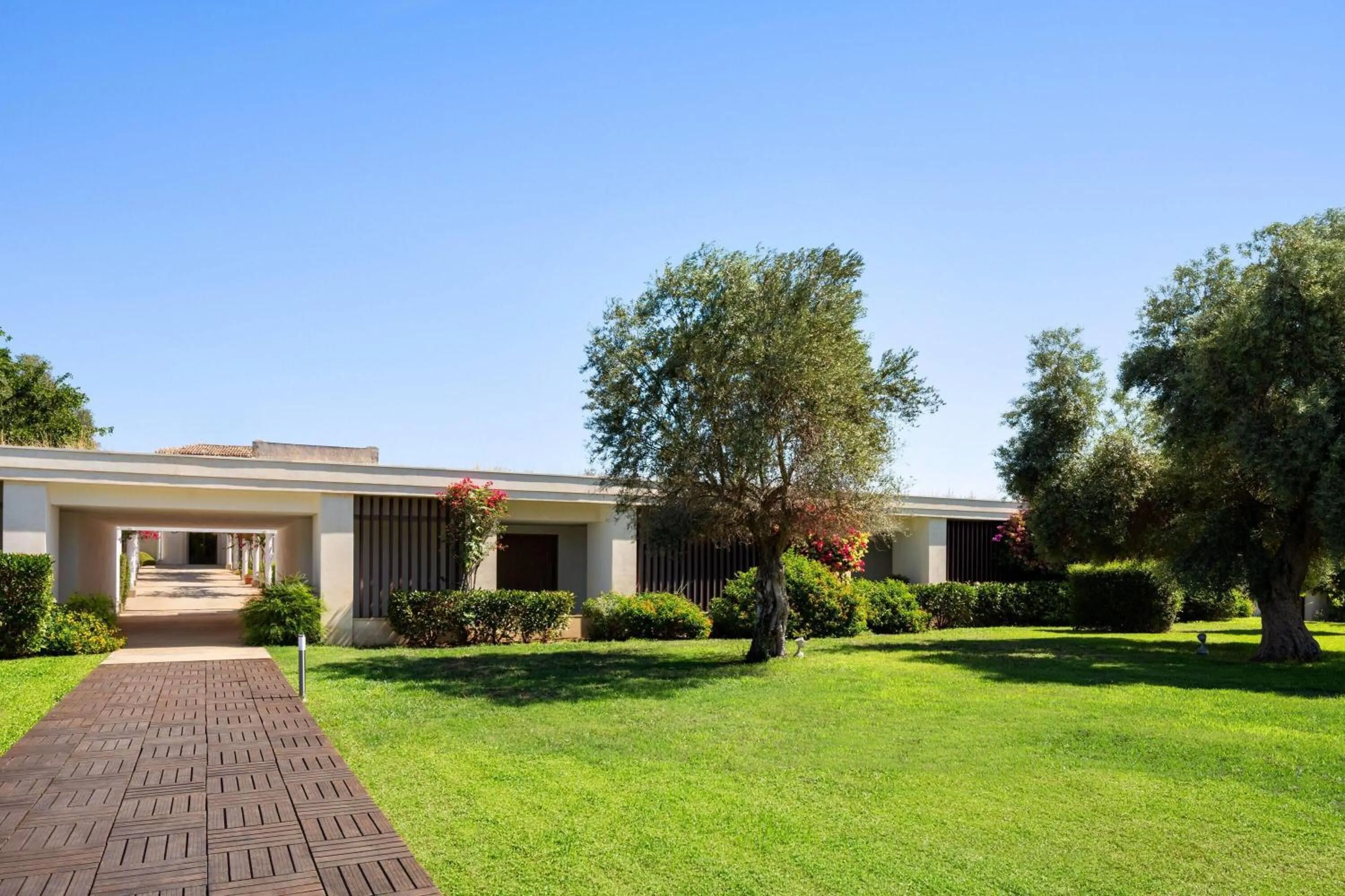 Property building in Dolce by Wyndham Siracusa - I Monasteri Golf & Spa