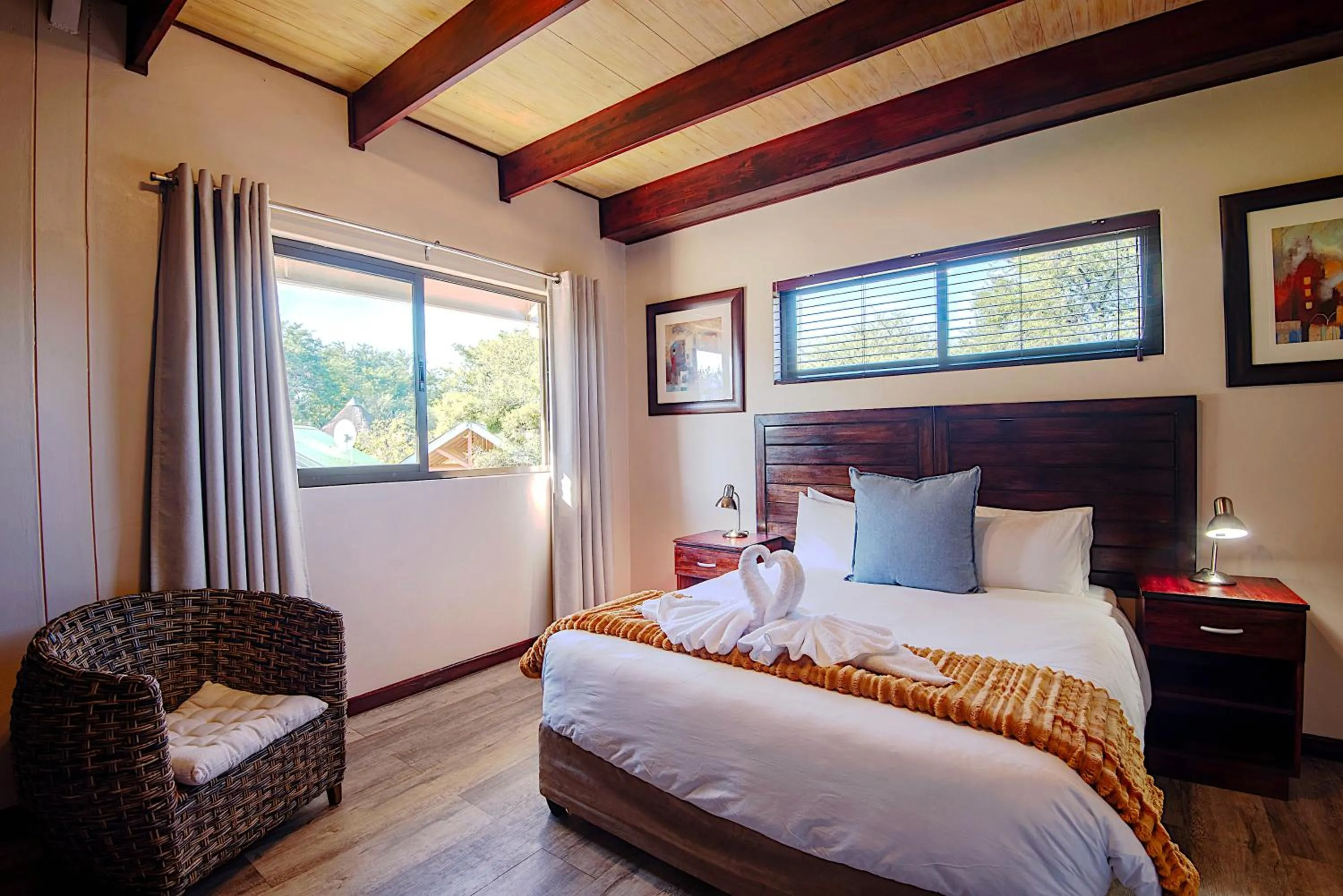 Bed in Arebbusch Travel Lodge