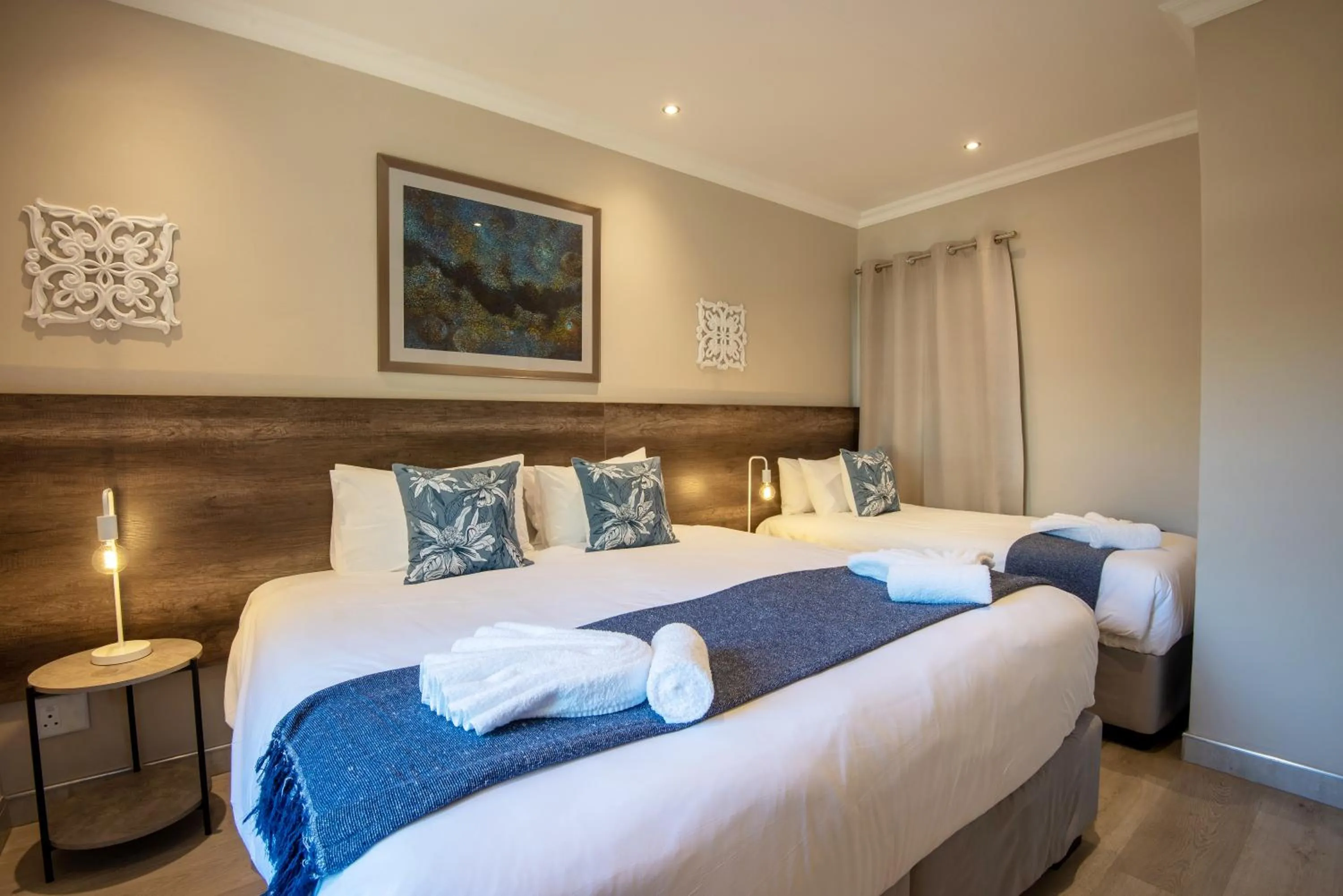 Bed in Arebbusch Travel Lodge