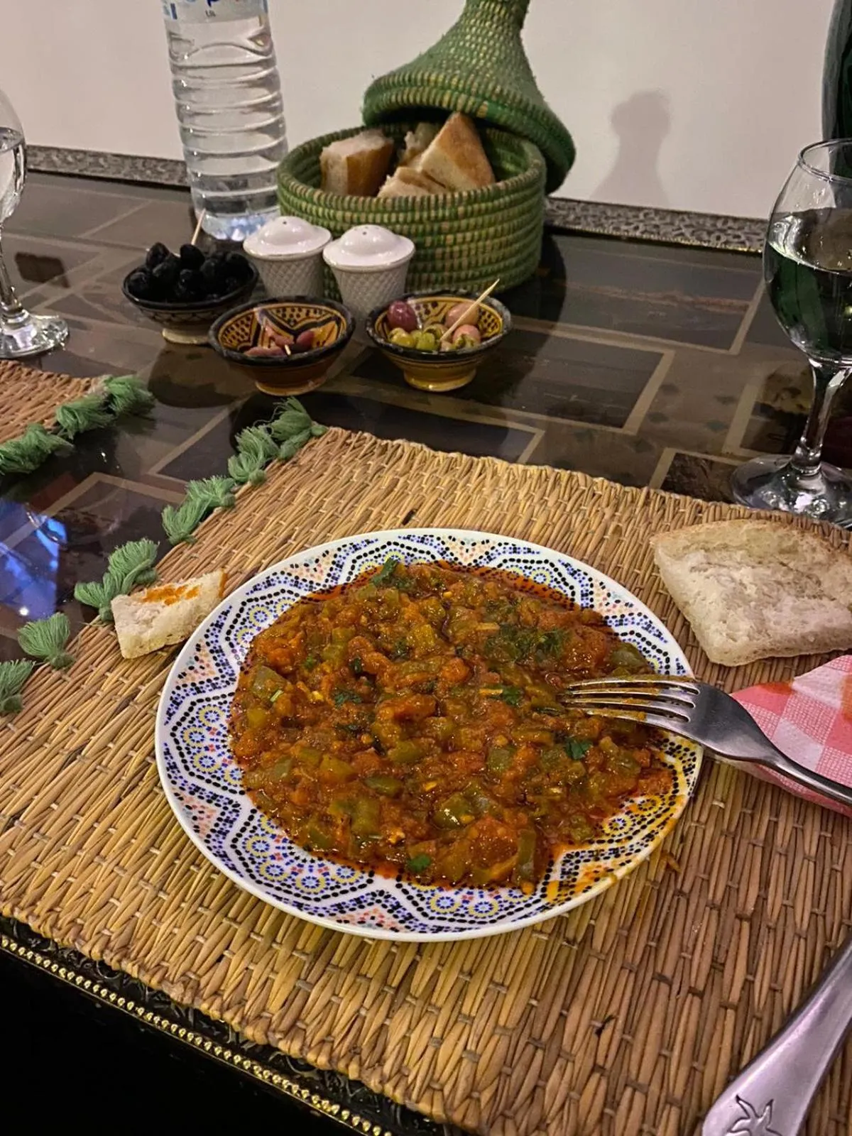 Restaurant/places to eat in Riad Simon