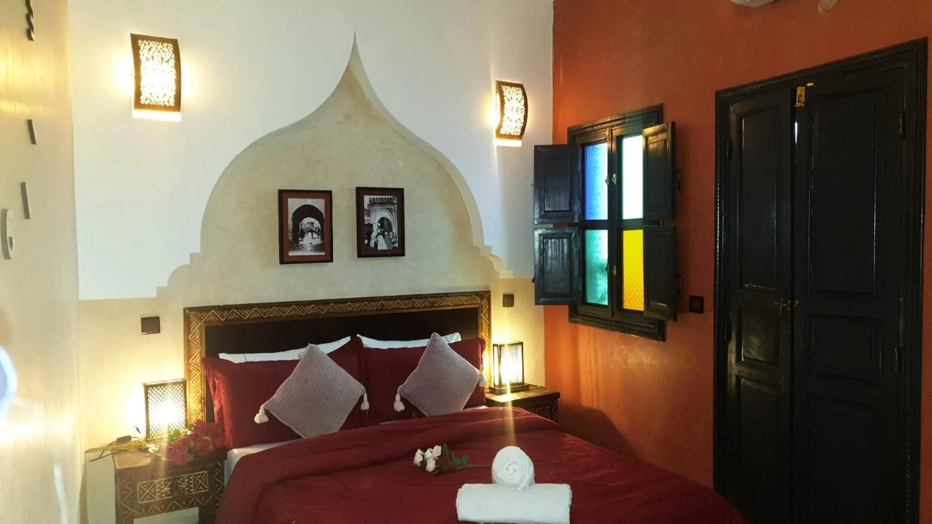 Decorative detail, Bed in Riad Simon