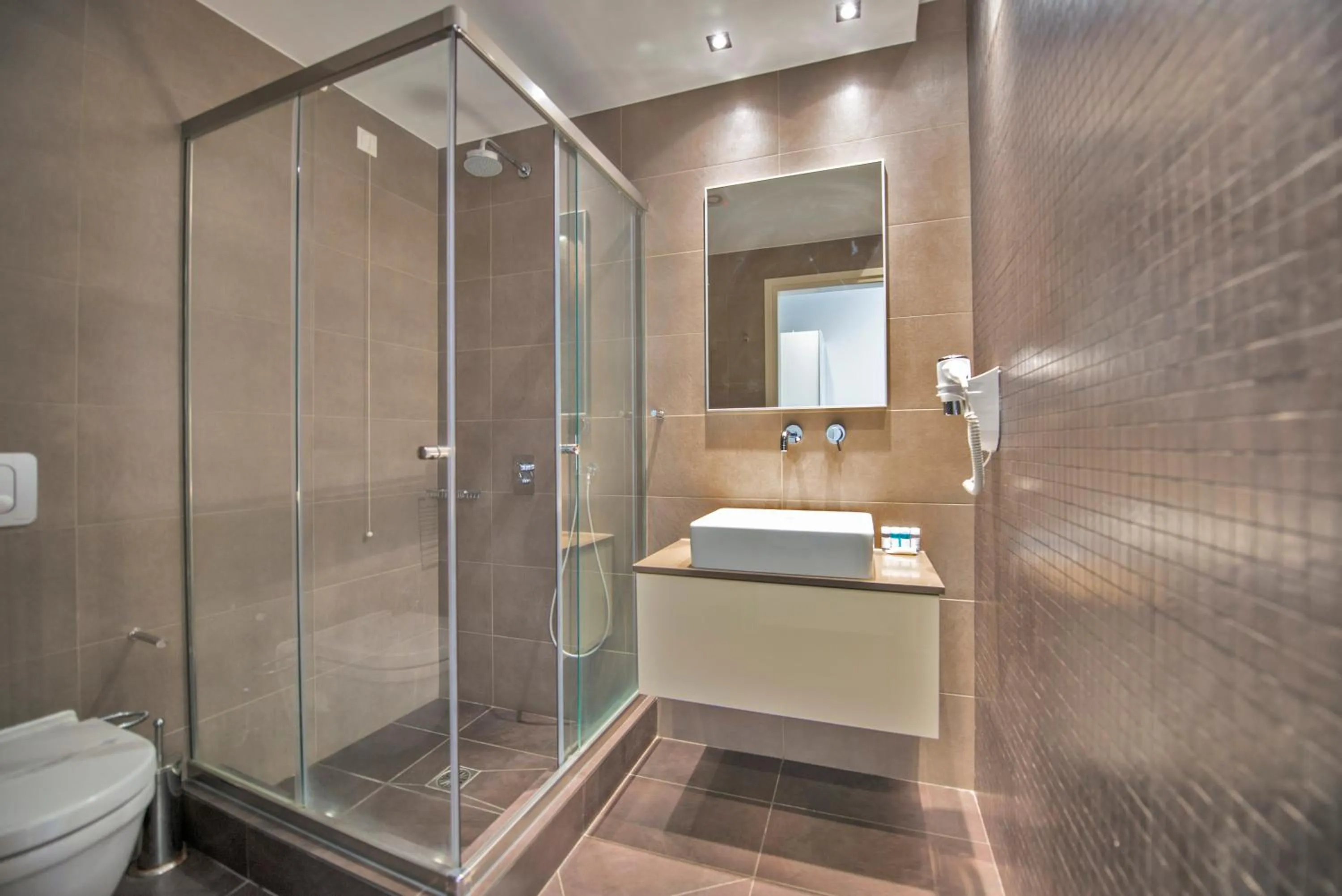 Massage in Xenia Hotel