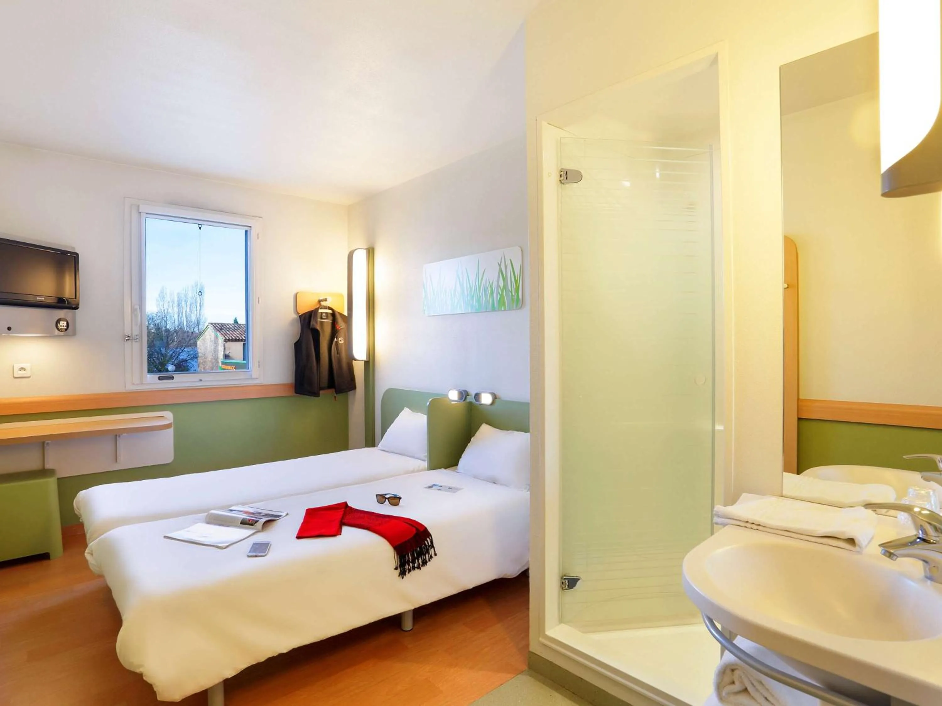 Photo of the whole room, Bed in First Inn Hotel