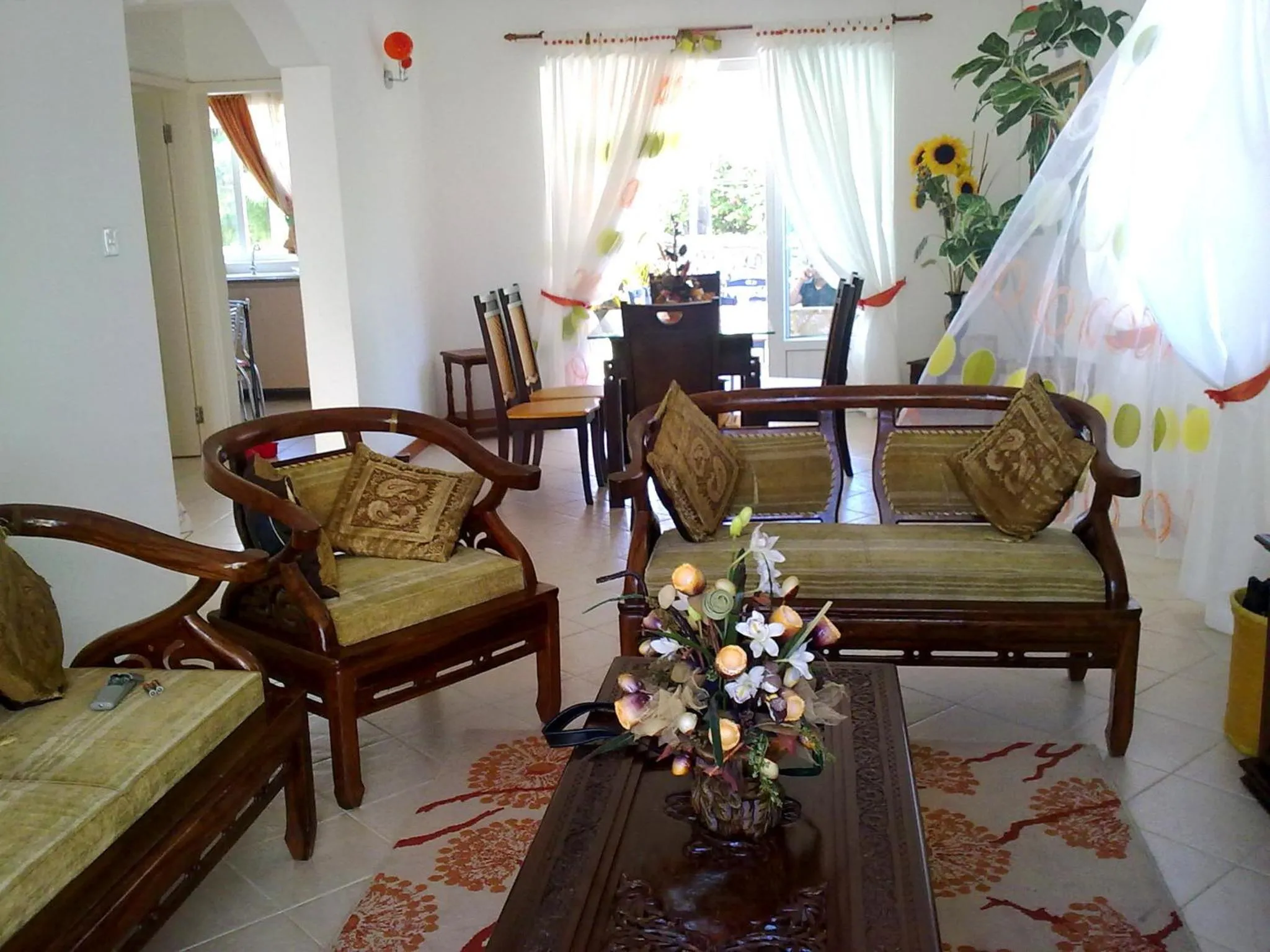 Communal lounge/ TV room in Golden Rod villa