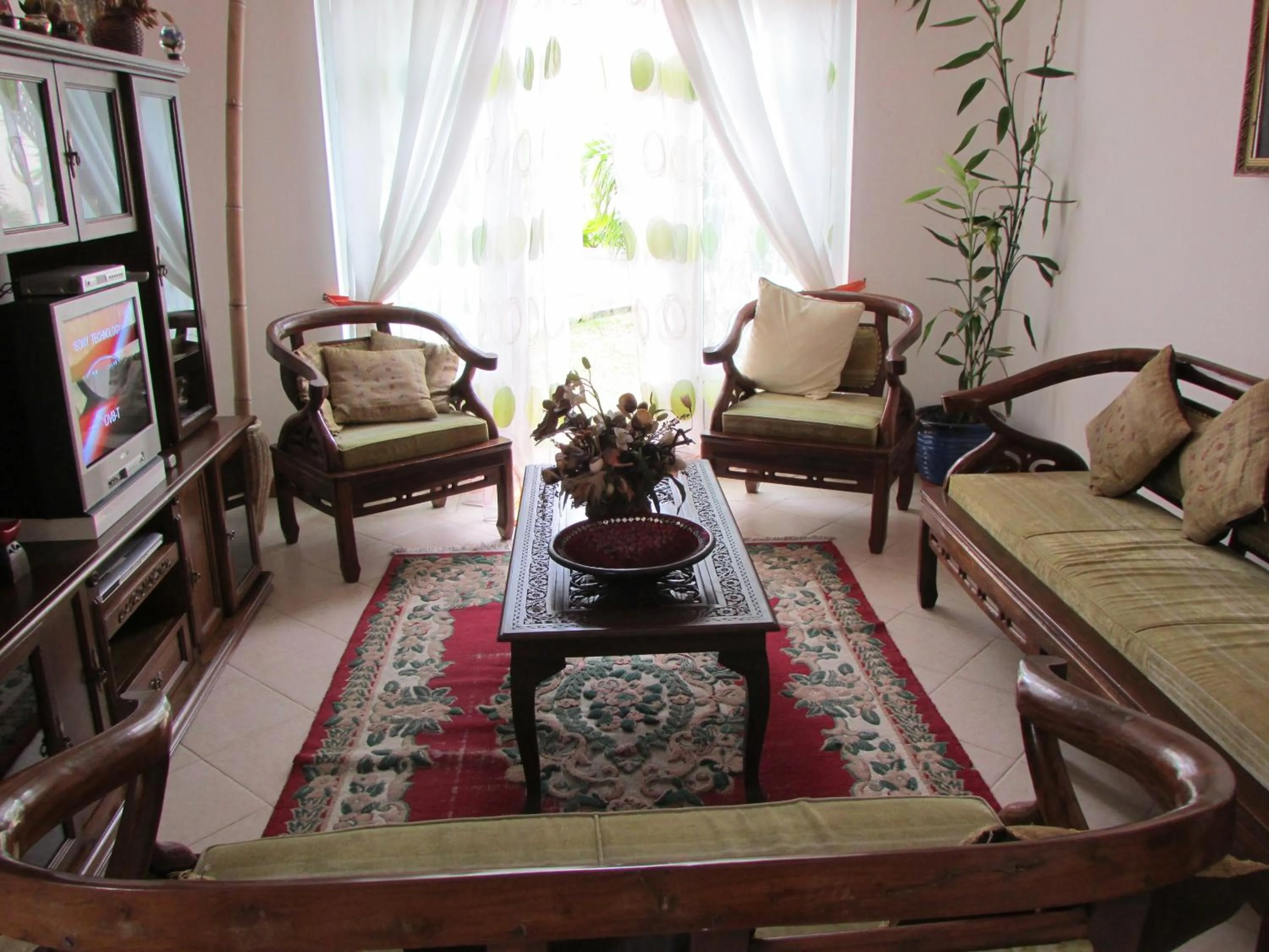 Day in Golden Rod villa