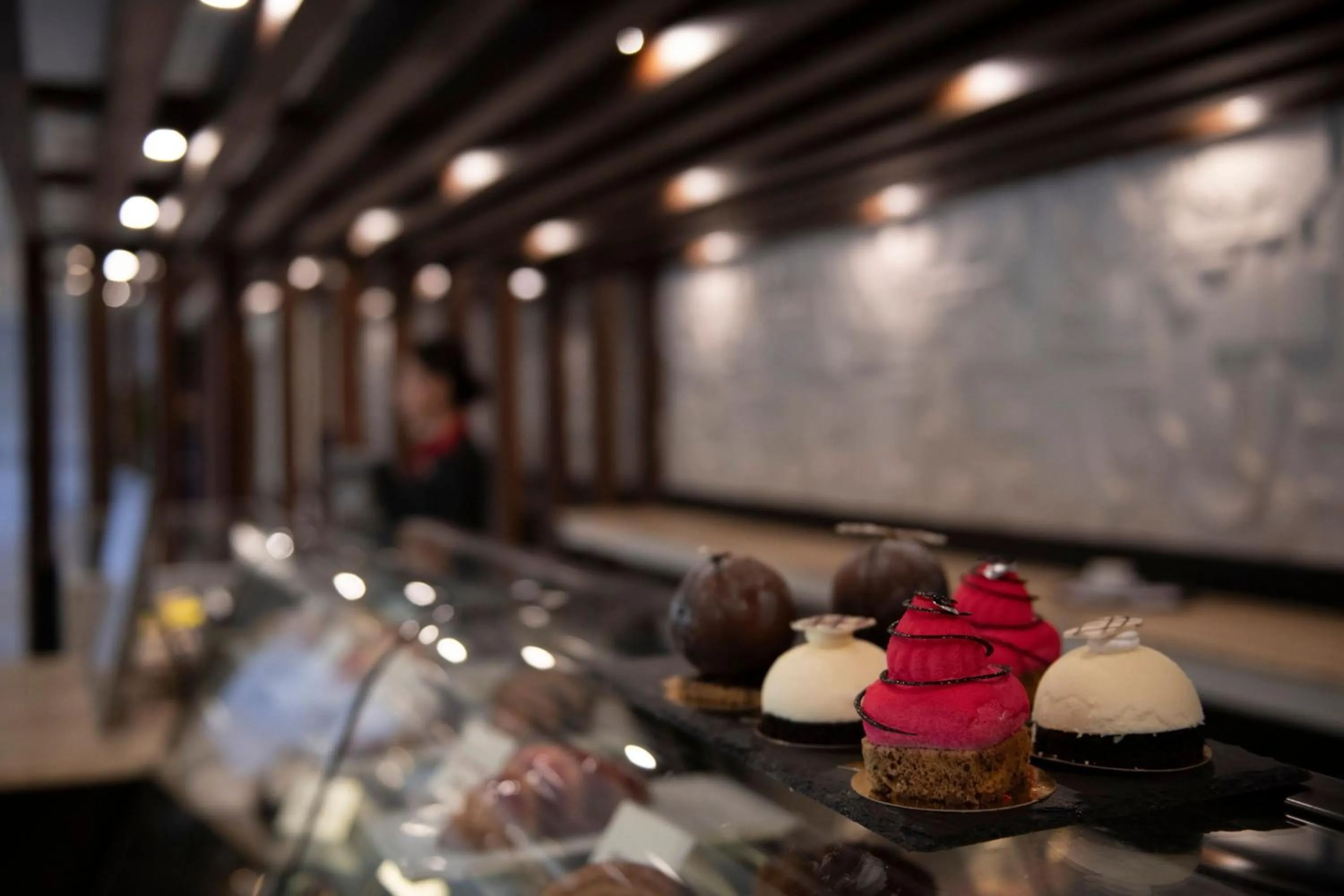 Restaurant/places to eat in Karachi Marriott Hotel