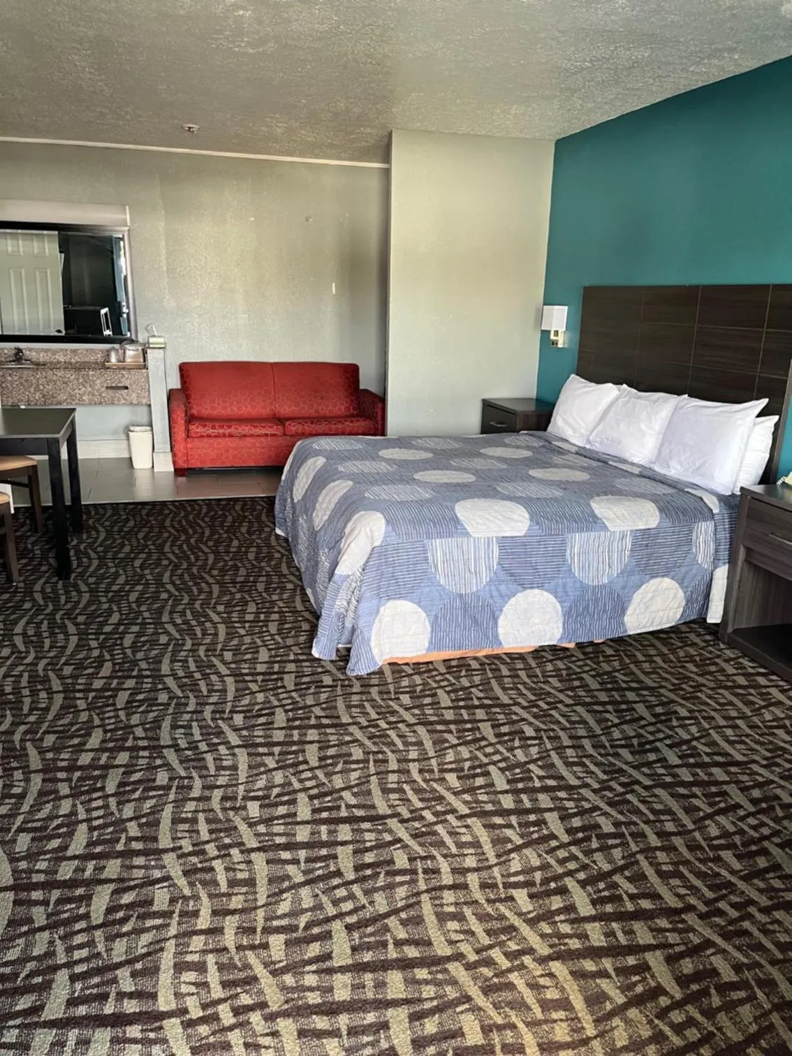 Bed in Brandon Motor Lodge