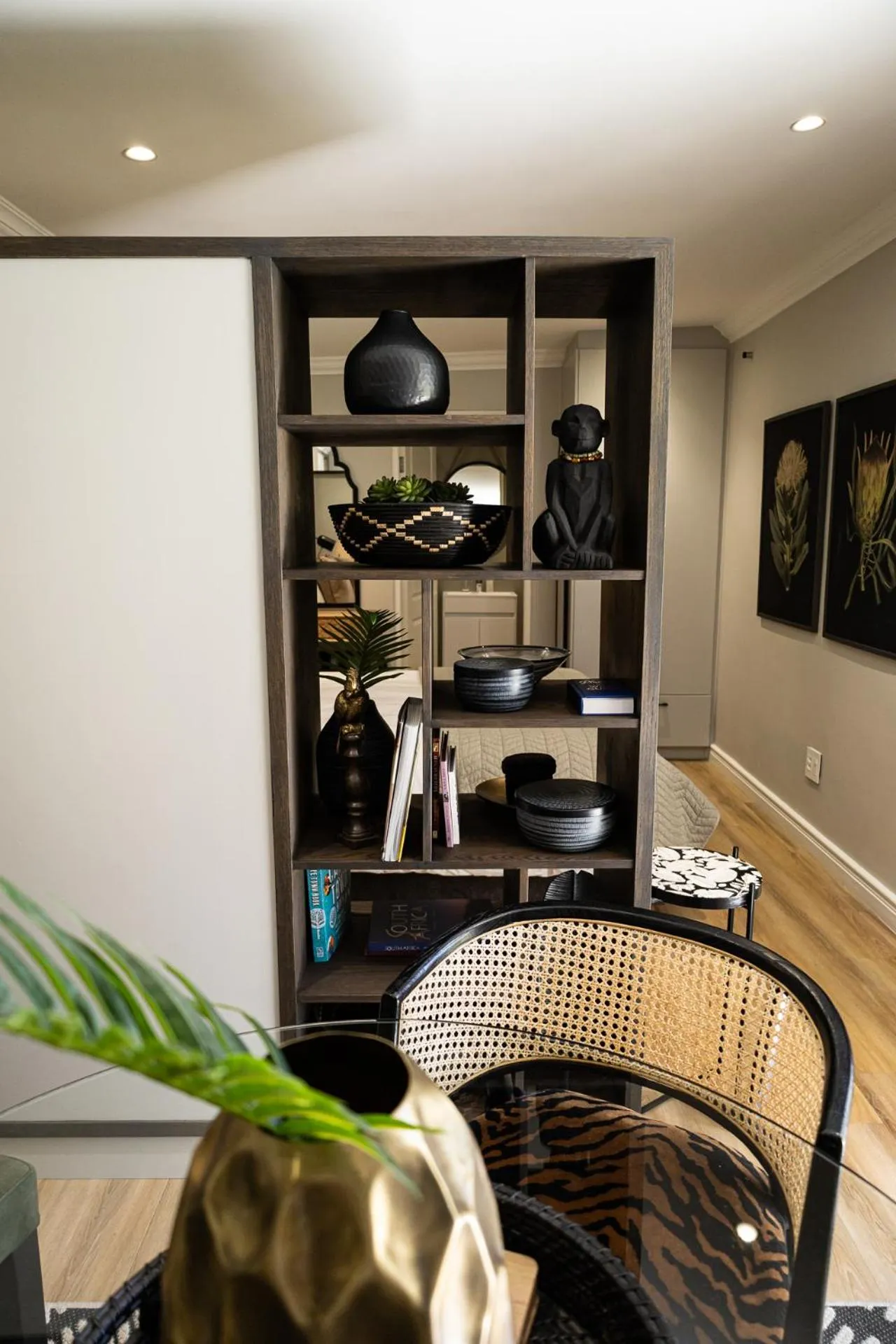 Decorative detail in Cape Village Lodge