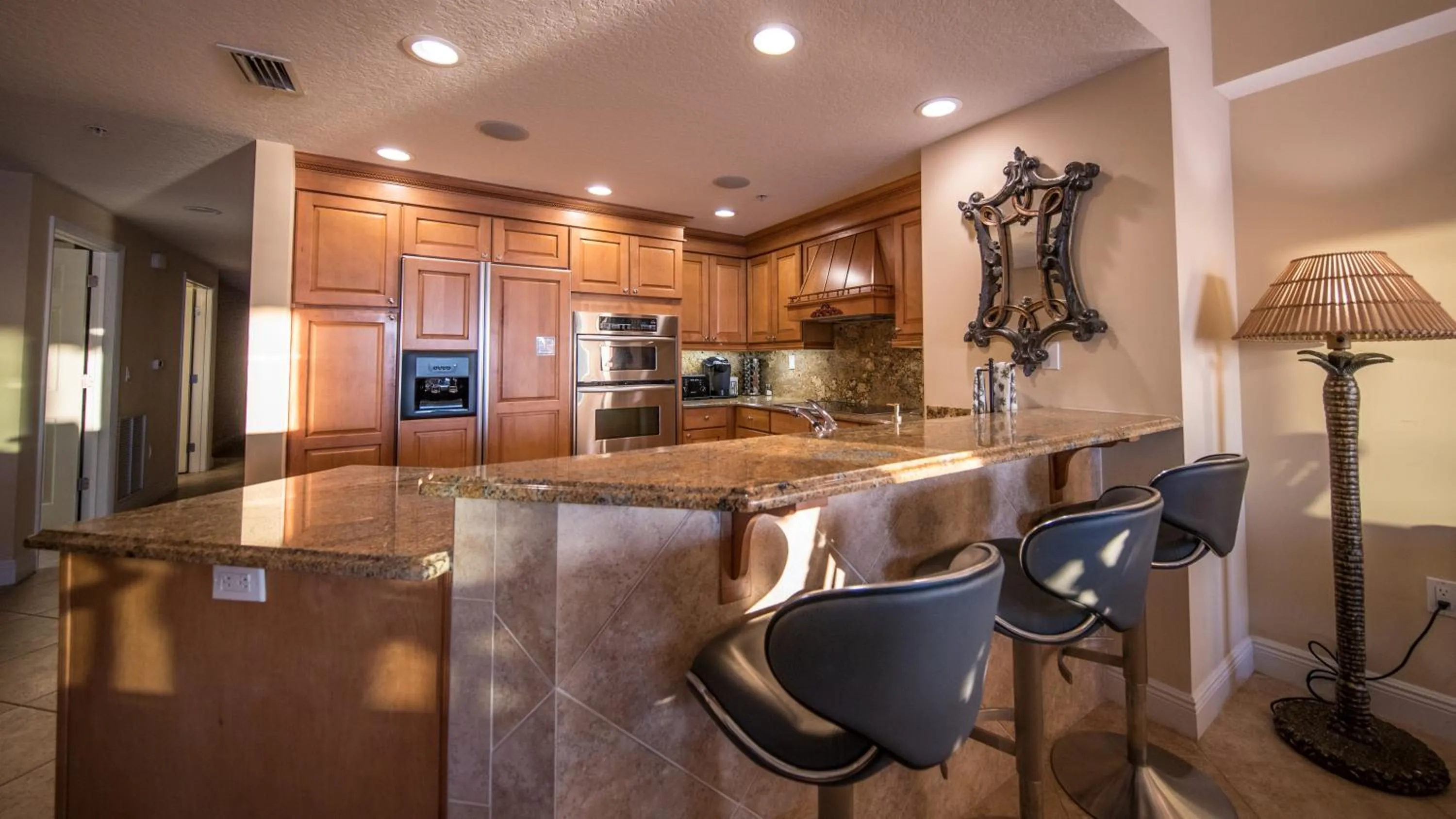 Kitchen or kitchenette in Family Friendly - Direct Oceanfront Sanibel 303