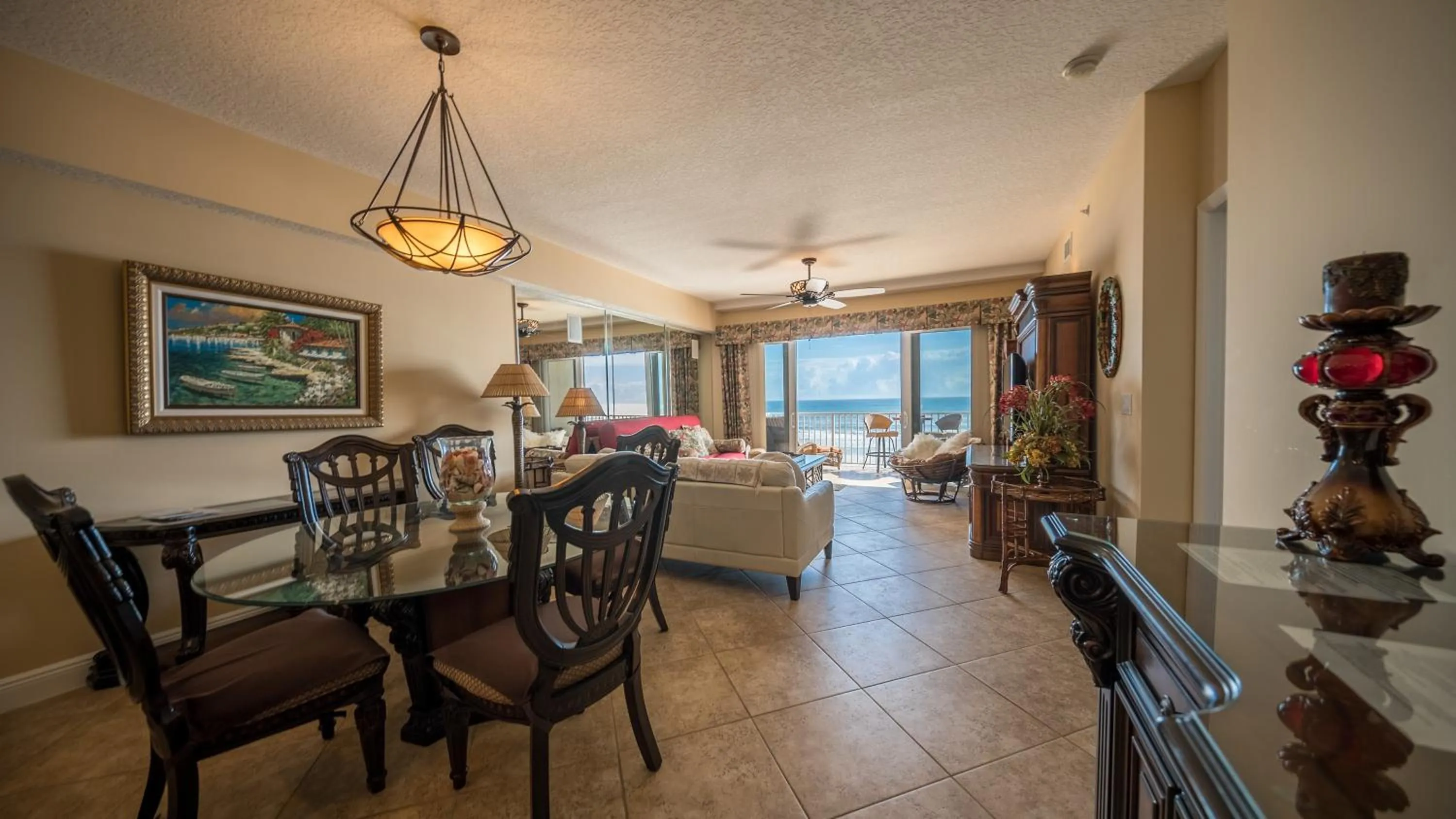 Kitchen or kitchenette in Family Friendly - Direct Oceanfront Sanibel 303