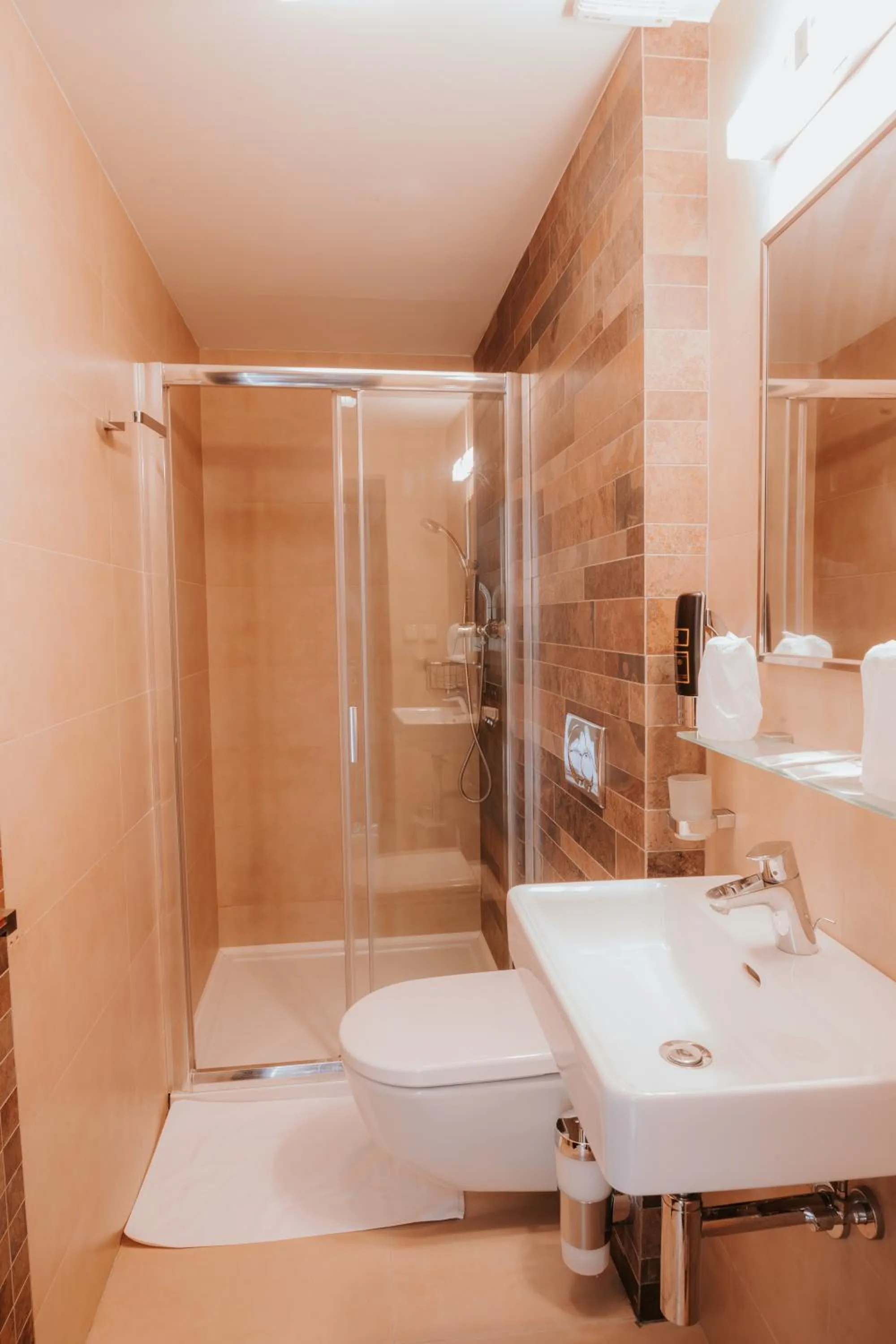 Bathroom in Hotel Bonaparte