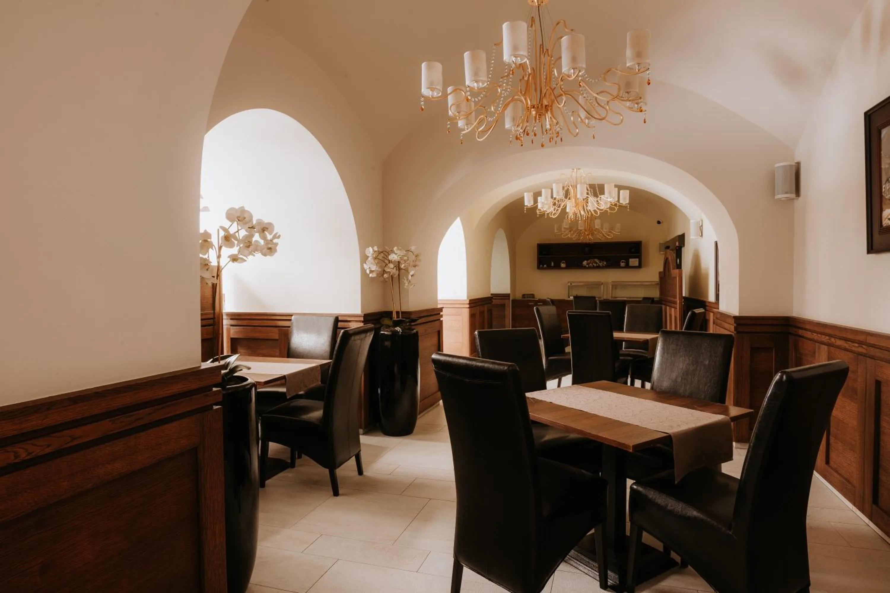 Breakfast in Hotel Bonaparte