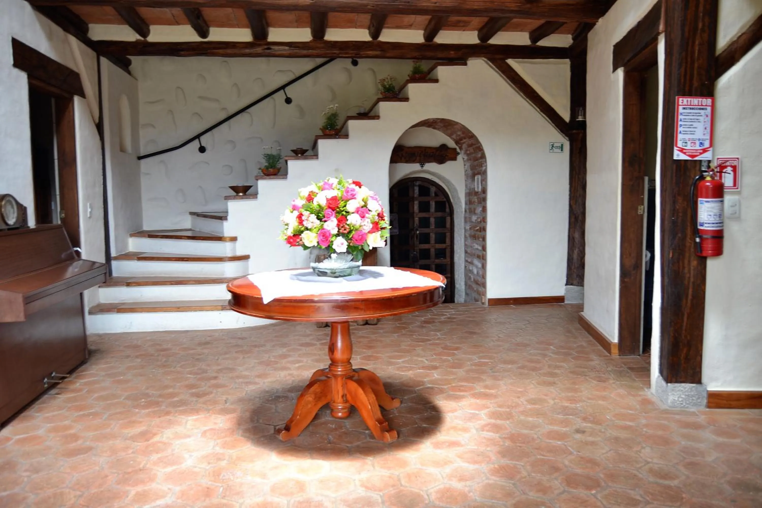 Seating area in Ilatoa Lodge