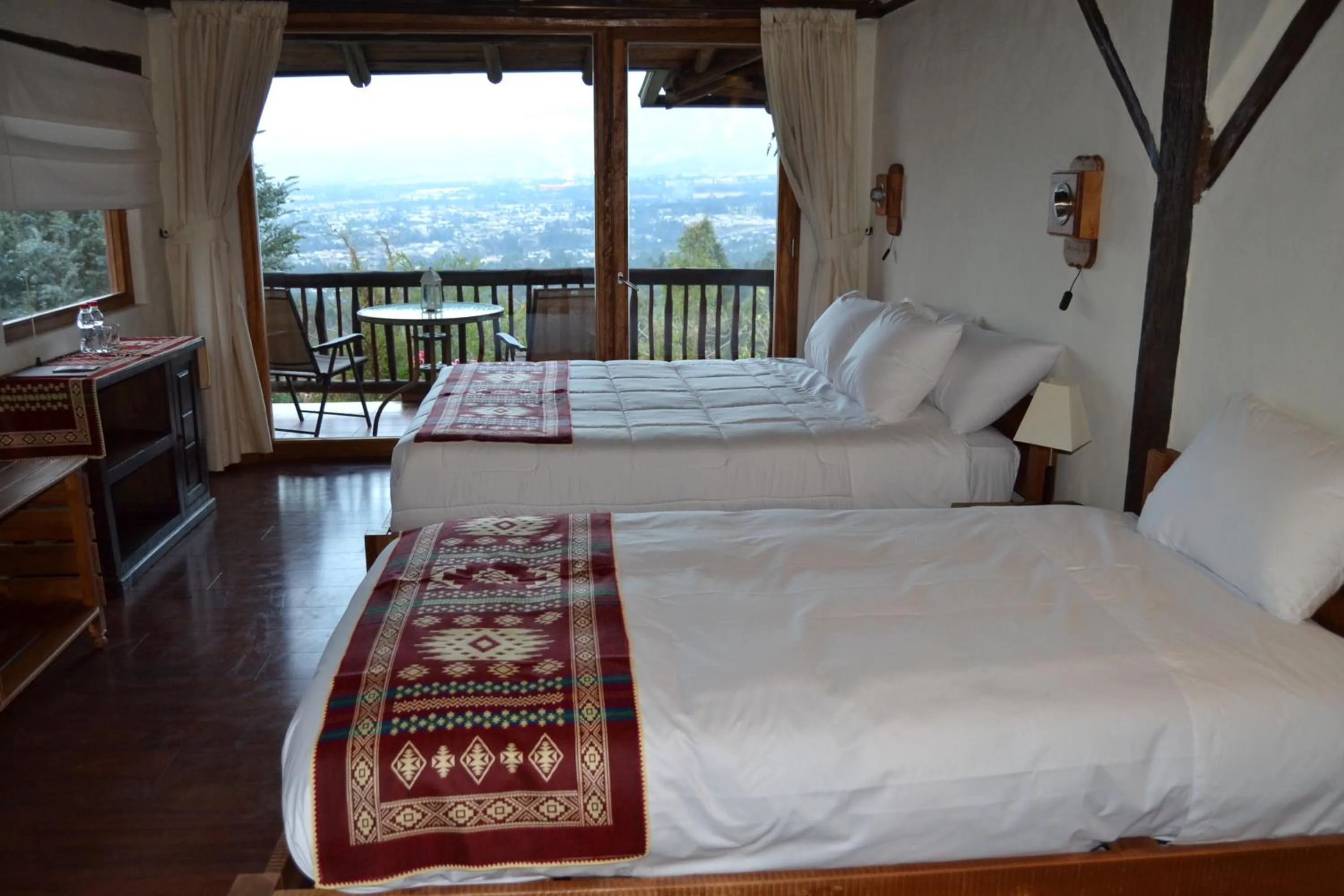 Bed in Ilatoa Lodge