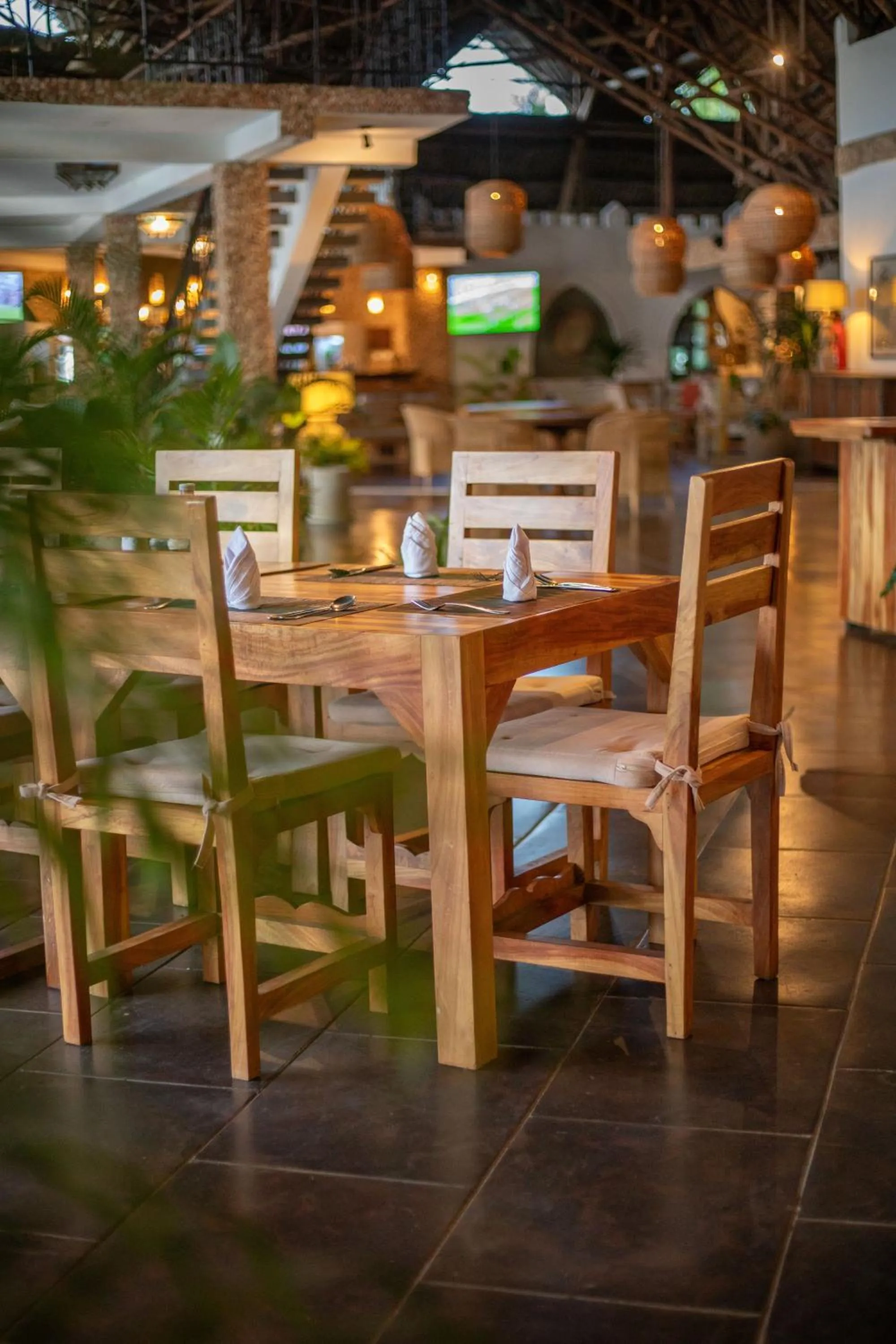 Restaurant/places to eat in Temple Point Resort