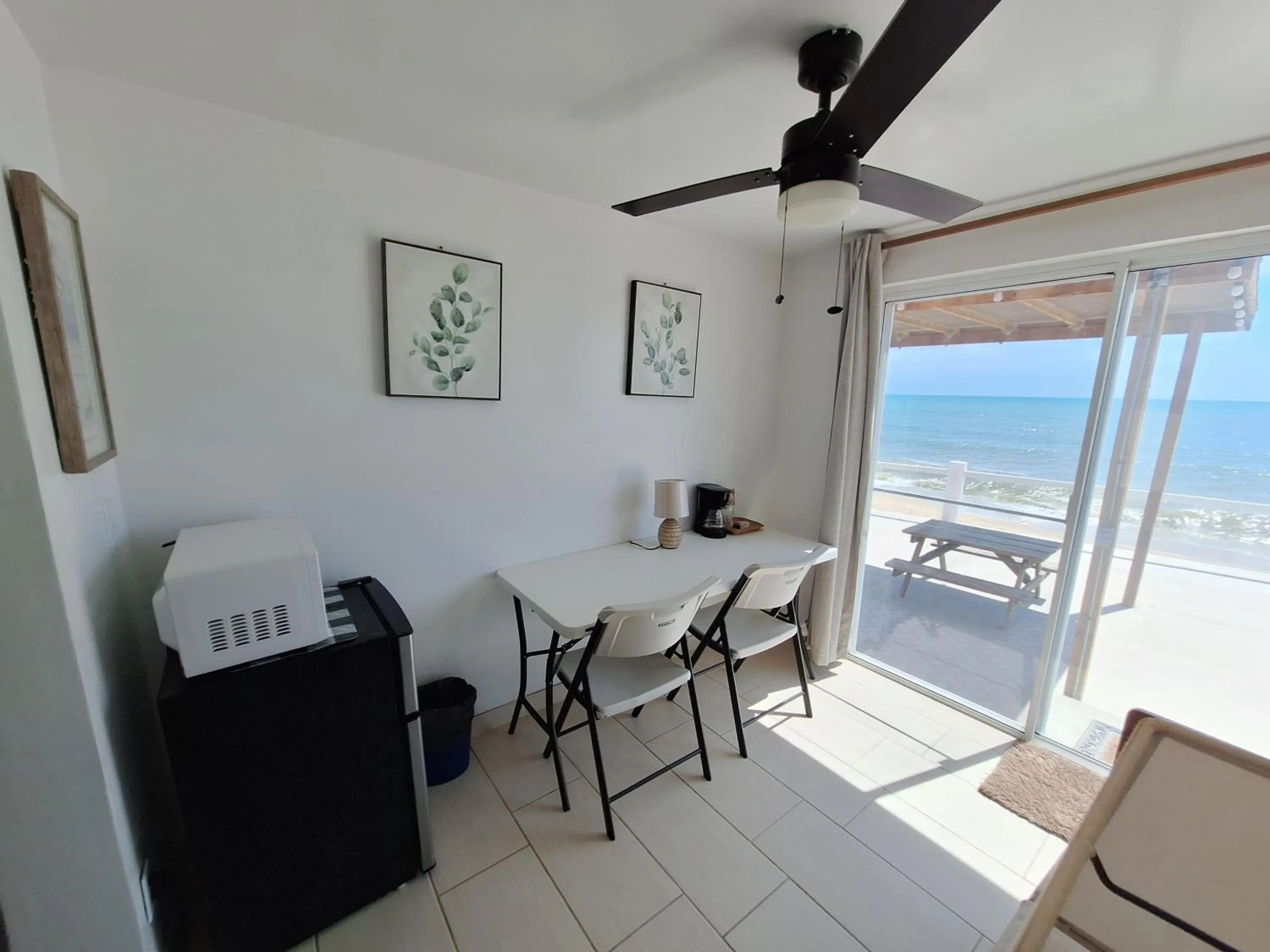 #7 Beach Front Private Room