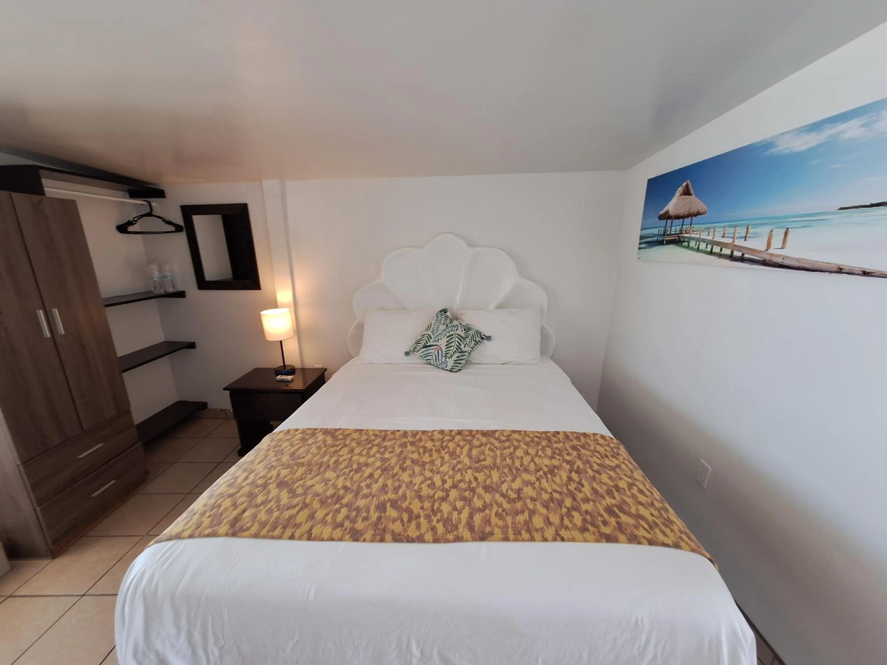 Bed in #7 Beach Front Private Room