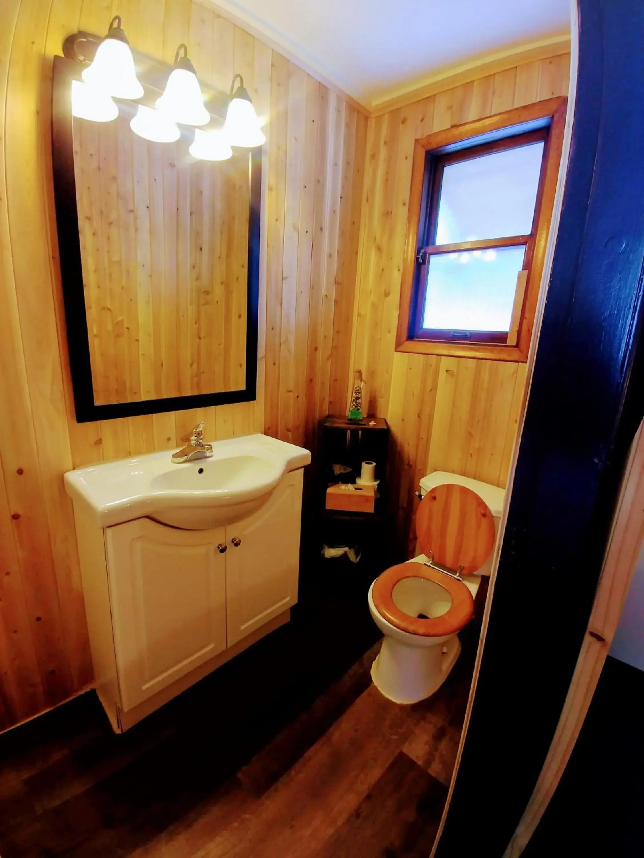 Double Room with Two Double Beds in Dwight Riverside Inn Double Room with Two Double Beds in Dwight Riverside Inn