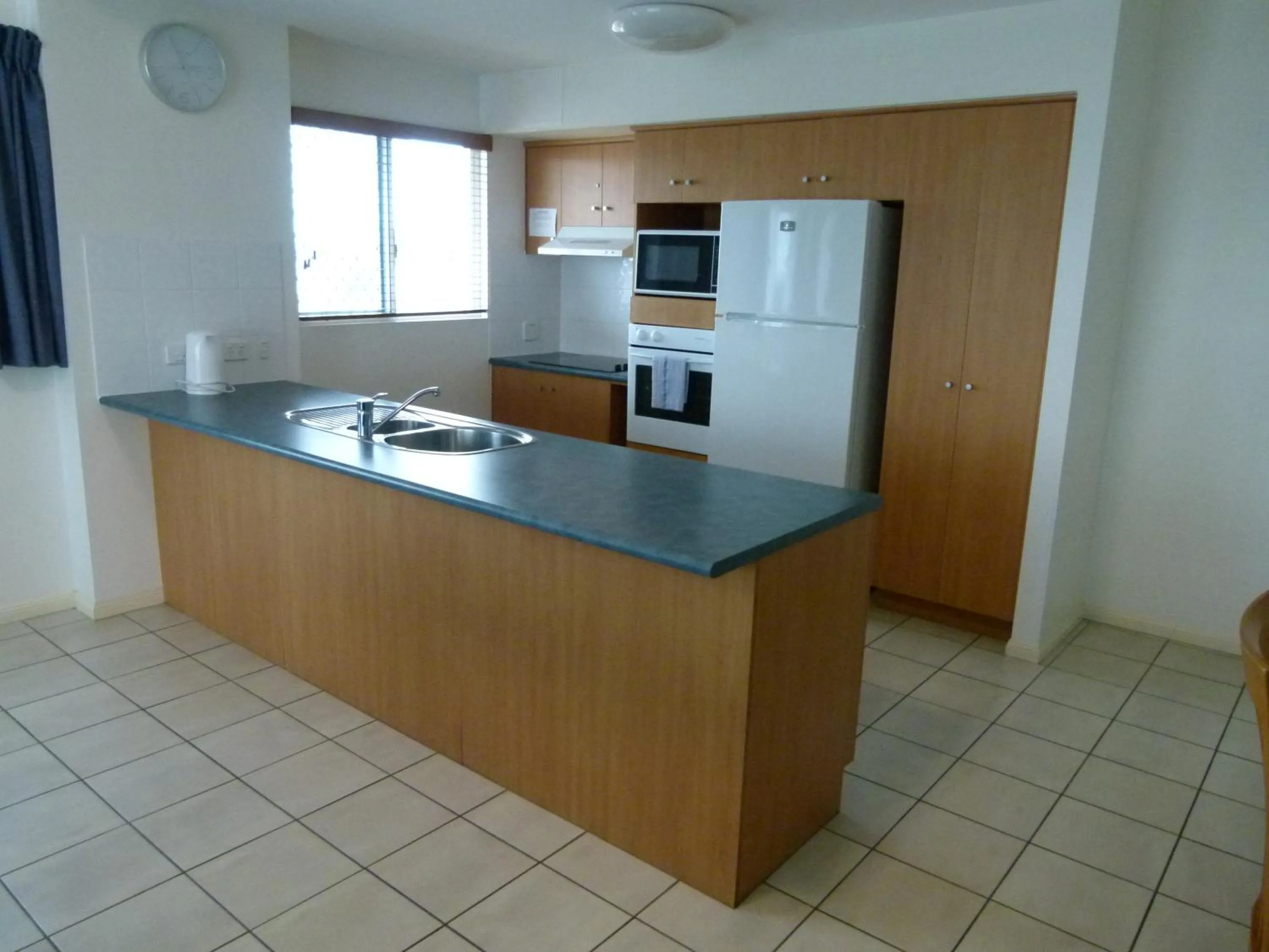 Kitchen or kitchenette in Madison Ocean Breeze Apartments