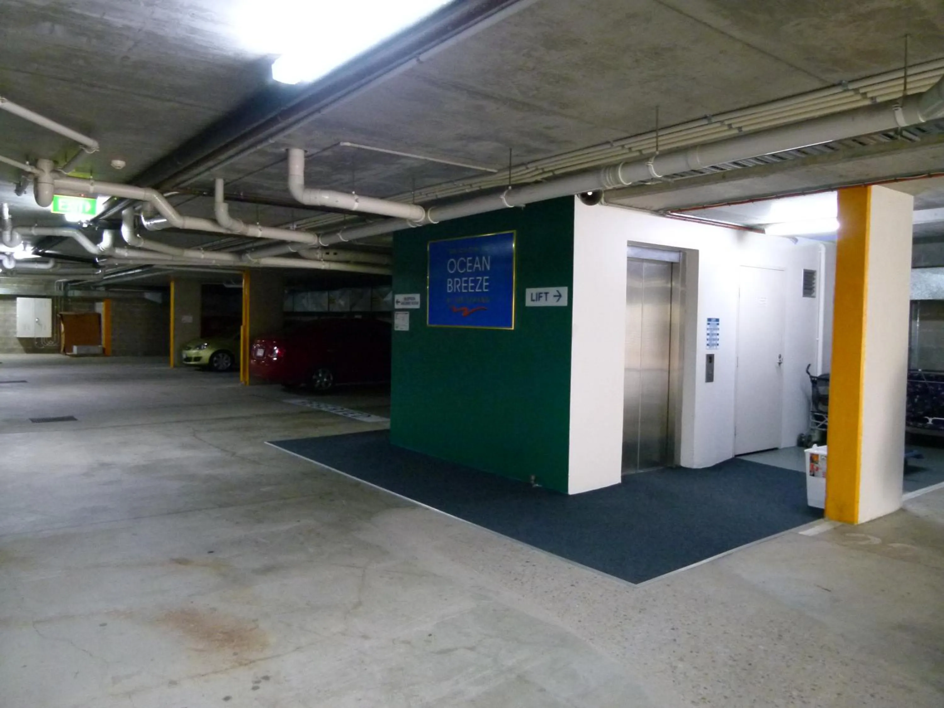 Parking in Madison Ocean Breeze Apartments