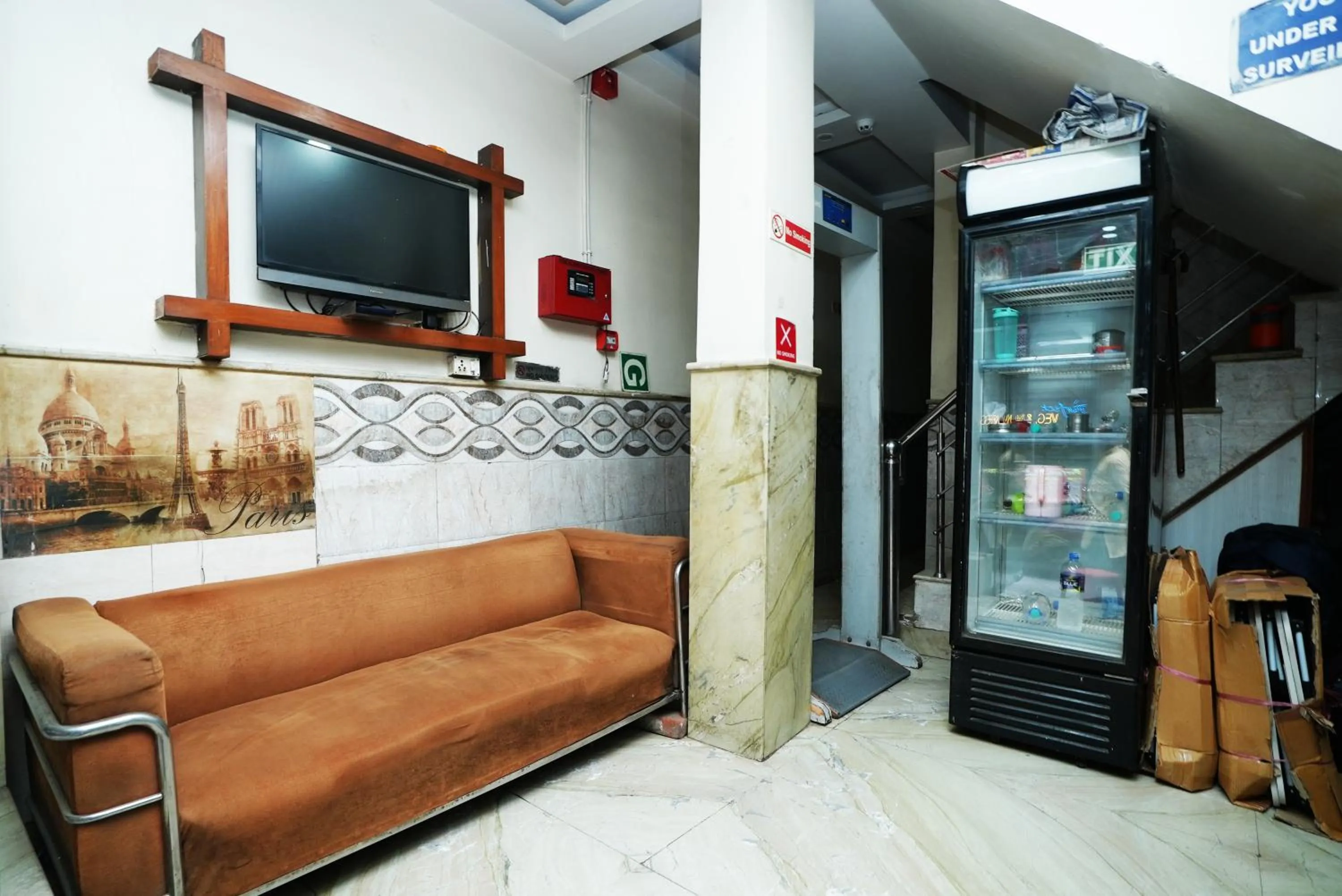 Hotel Ashirwad near New Delhi Railway Station, Paharganj