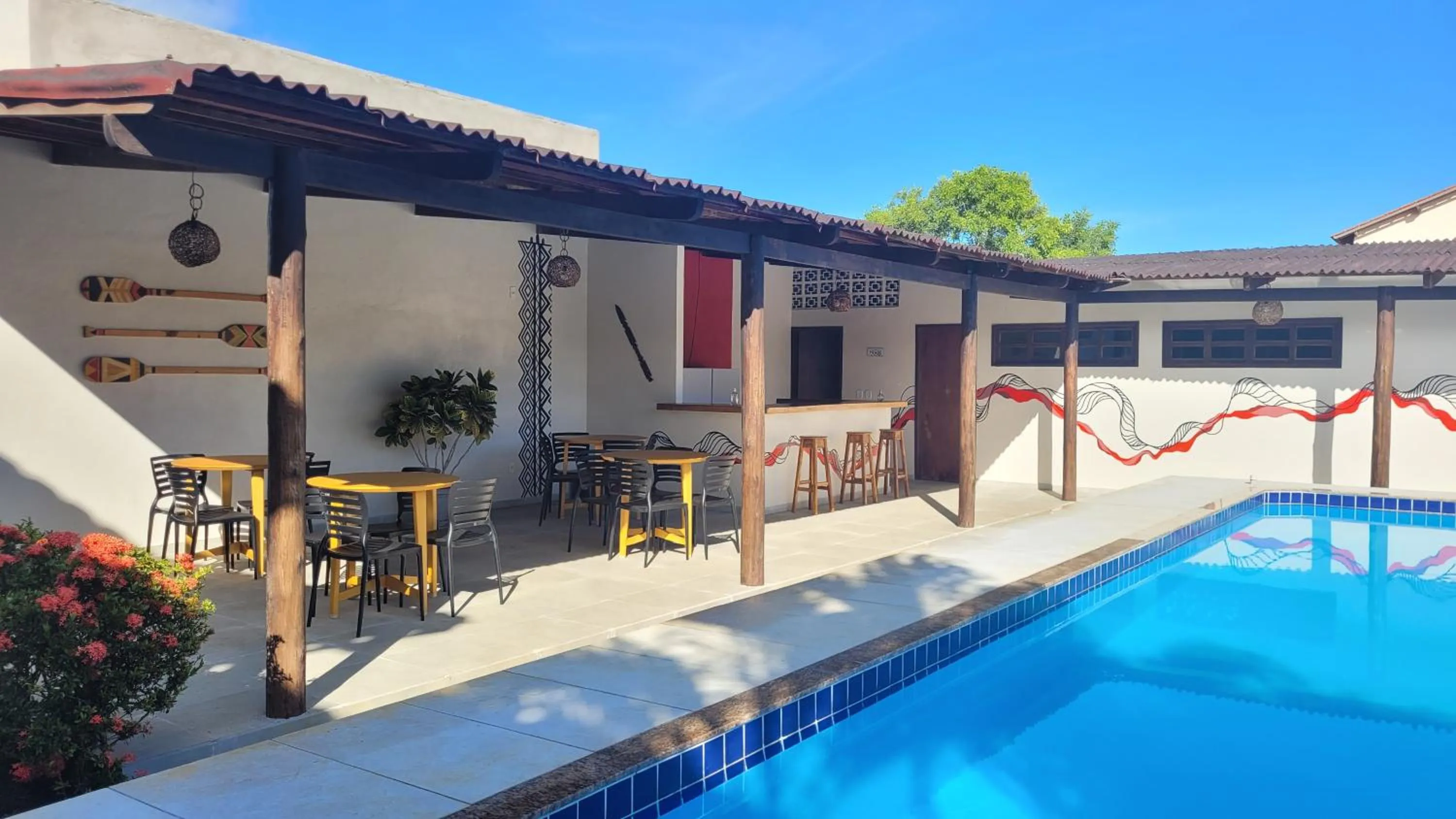 Swimming pool in Pousada Coral de Fogo