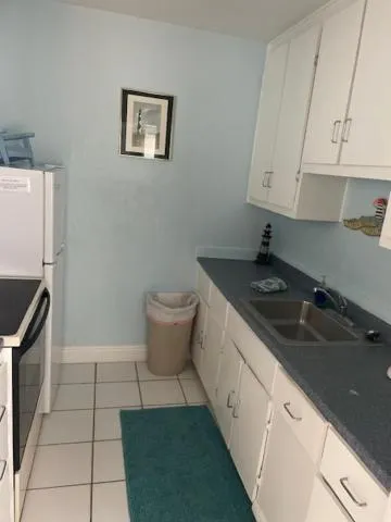 Oceanfront Sea Scape Motel