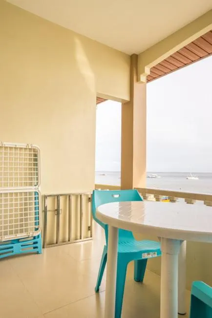 Kellocks' Seaview Apartelle