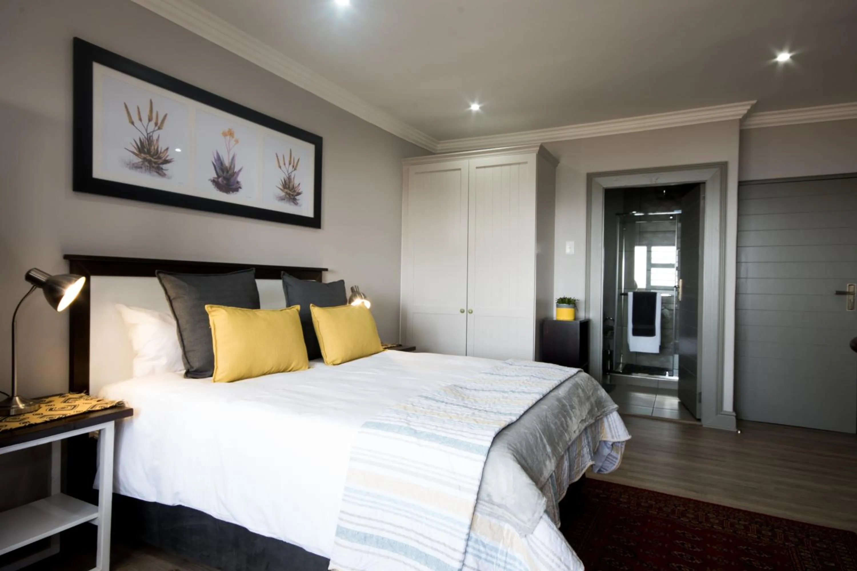 Bedroom, Bed in Hillside Guesthouse Umhlanga