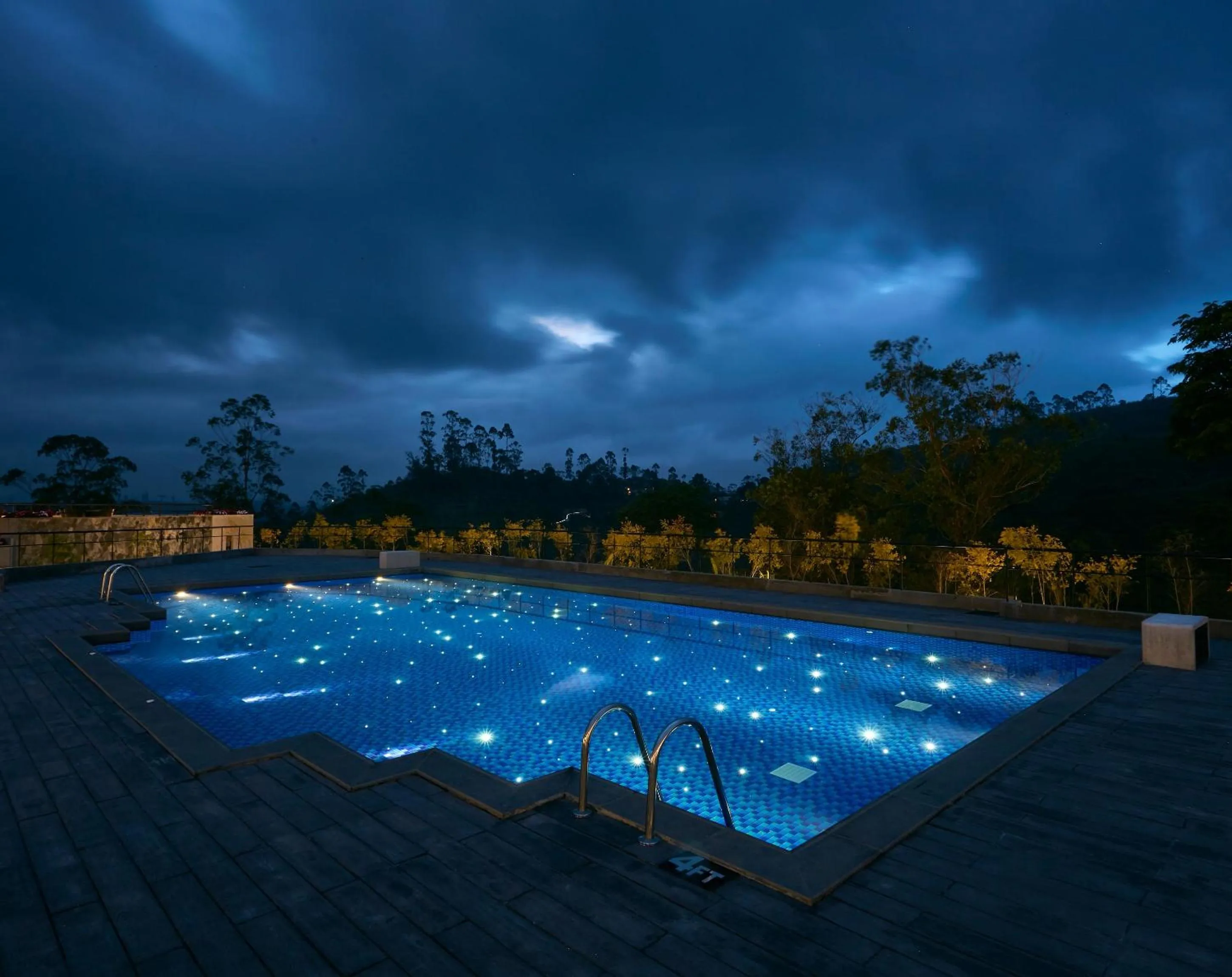 Night in The Argyle Luxury Boutique