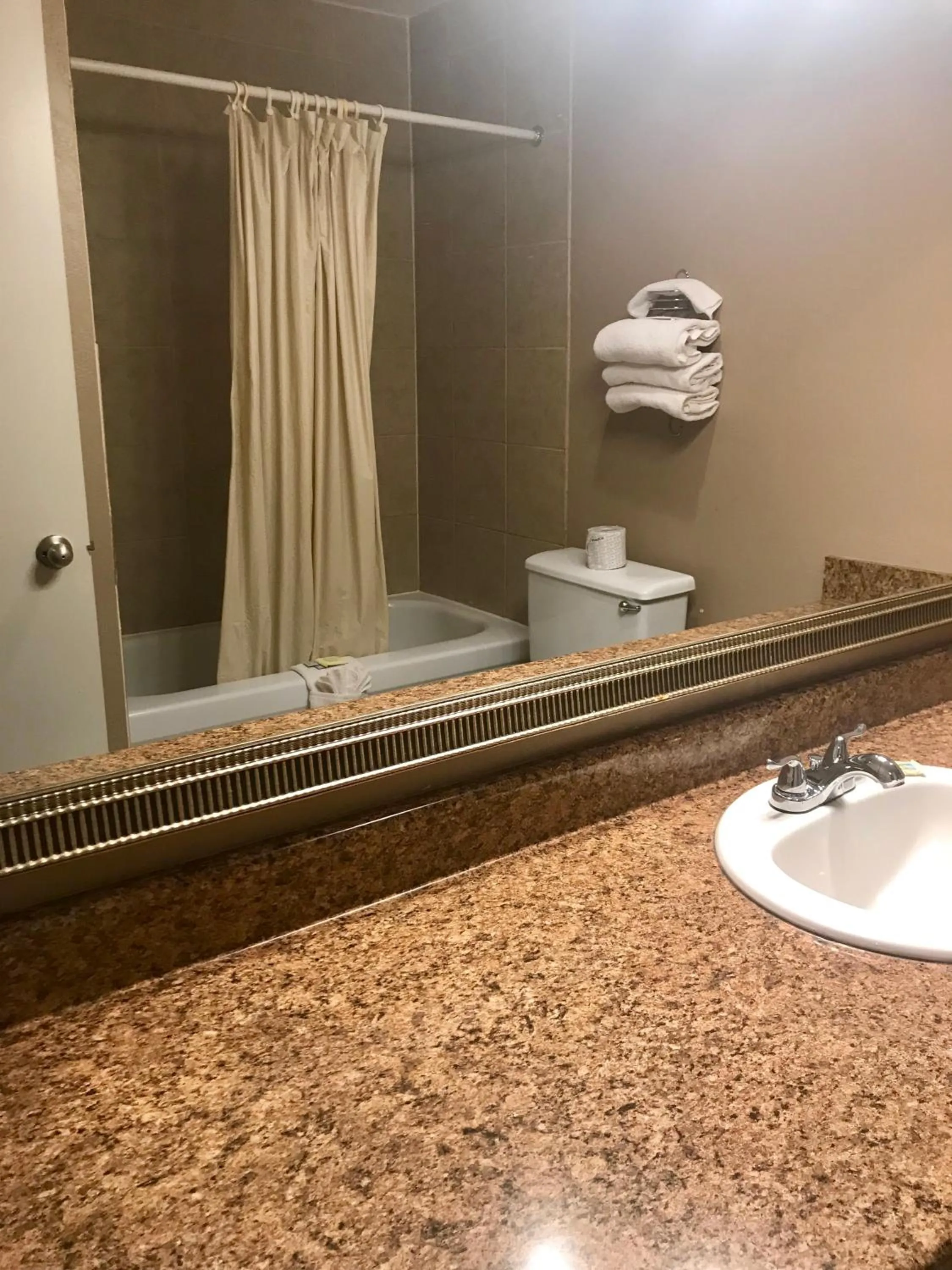 American Inn North Kansas City