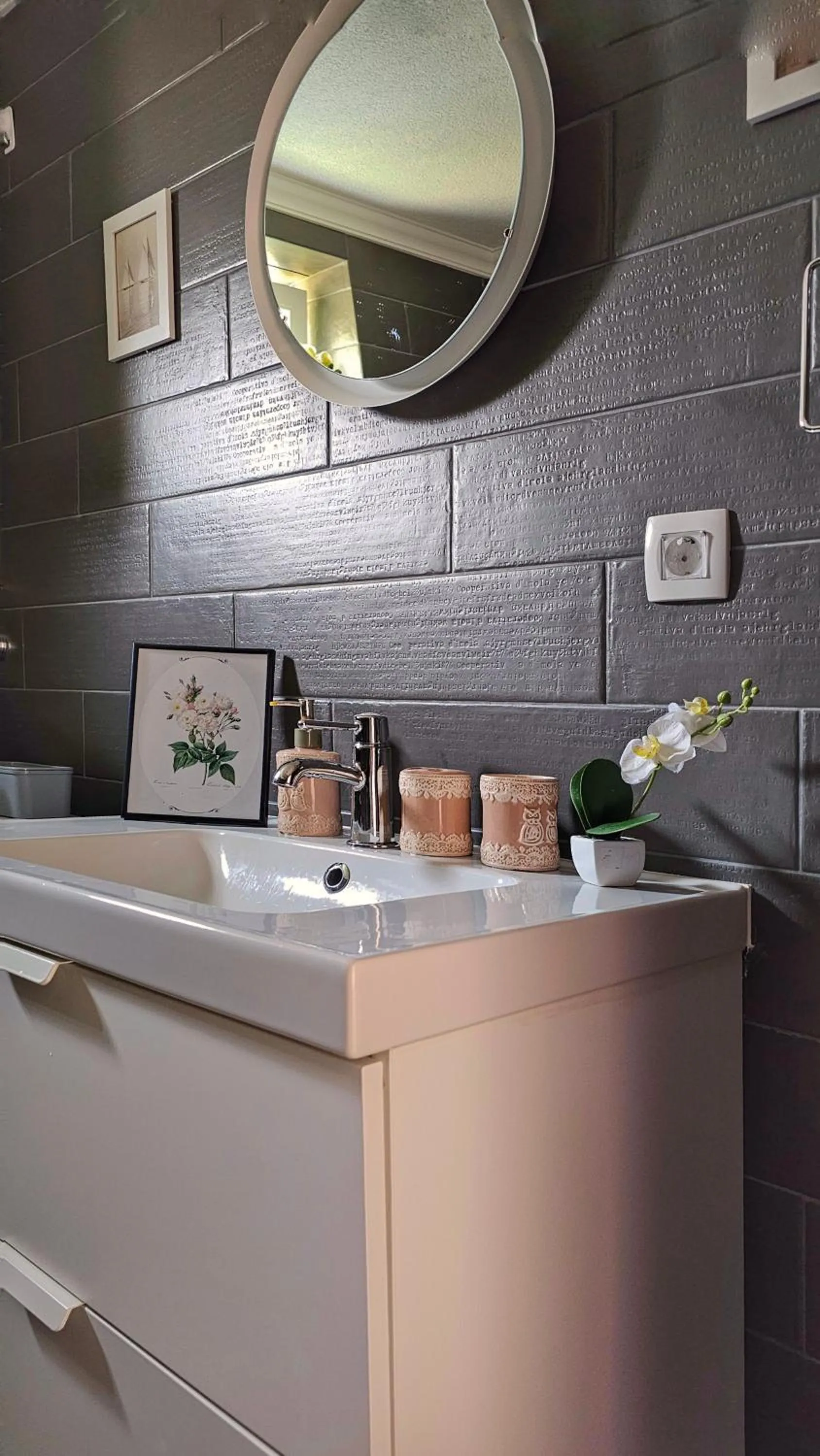 Bathroom in Apartment Mint&Rose