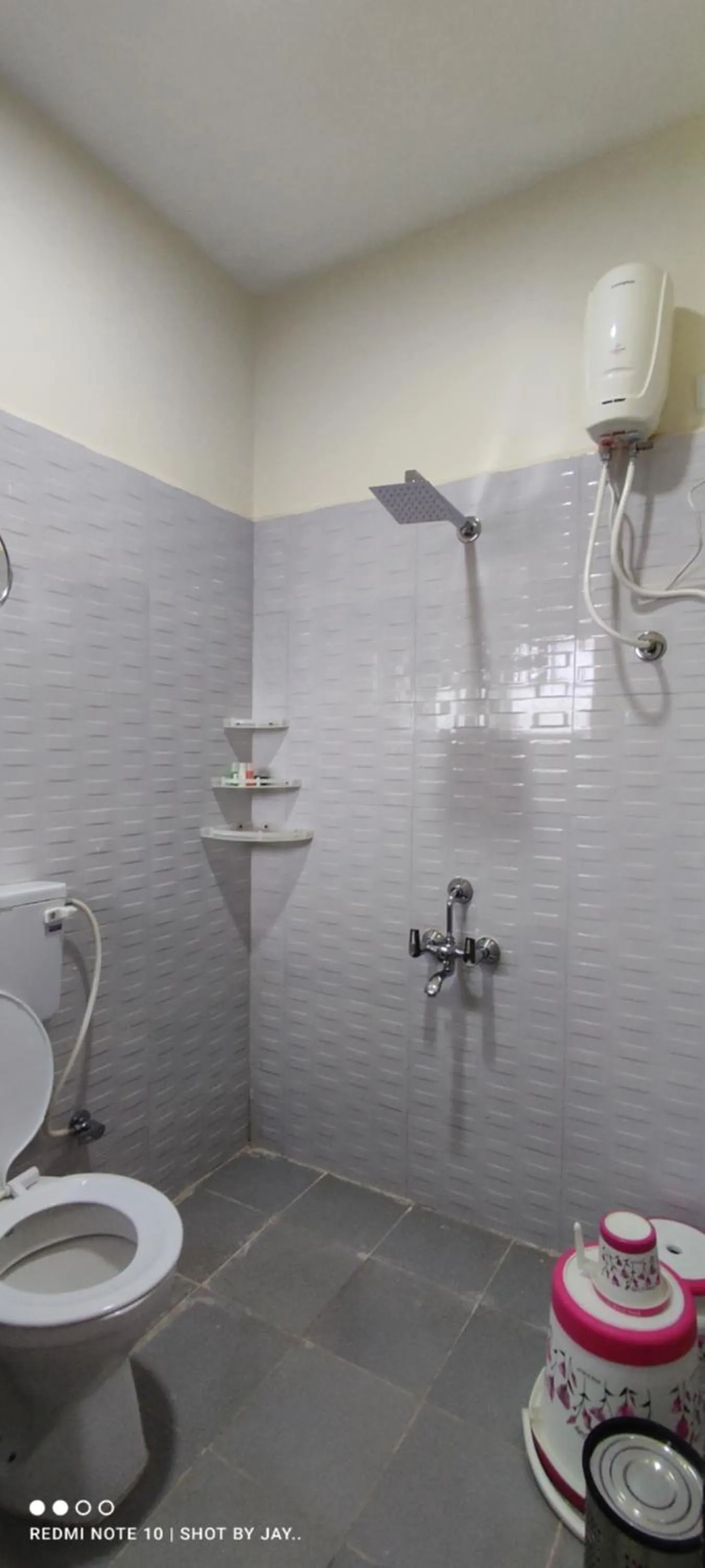 Shower in Mango Valley Resort Ganpatipule