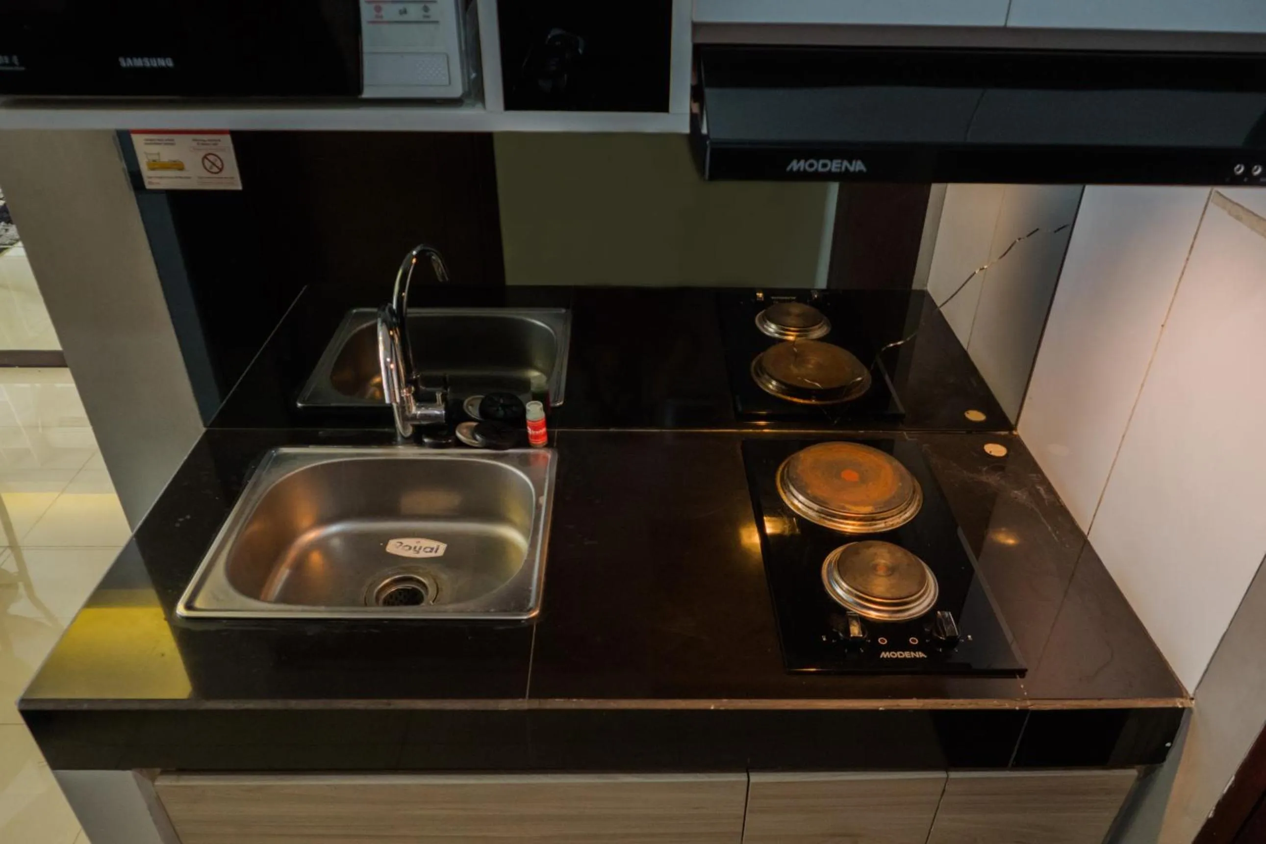 Pleasant 2BR Apartment at Gateway Pasteur By Travelio