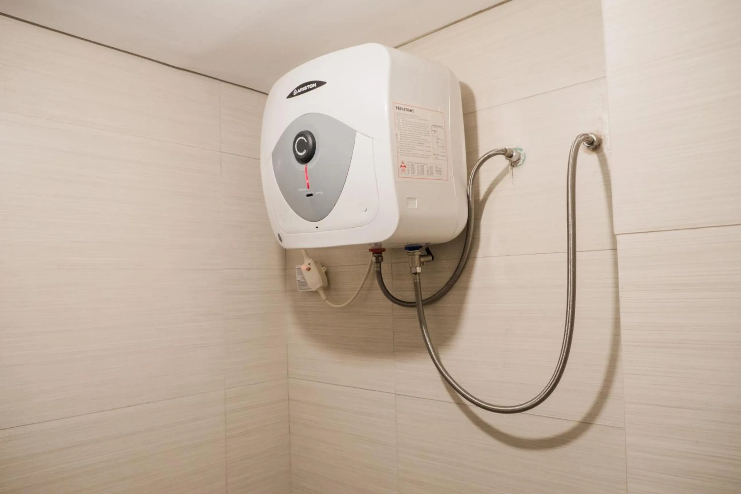 Pleasant 2BR Apartment at Gateway Pasteur By Travelio