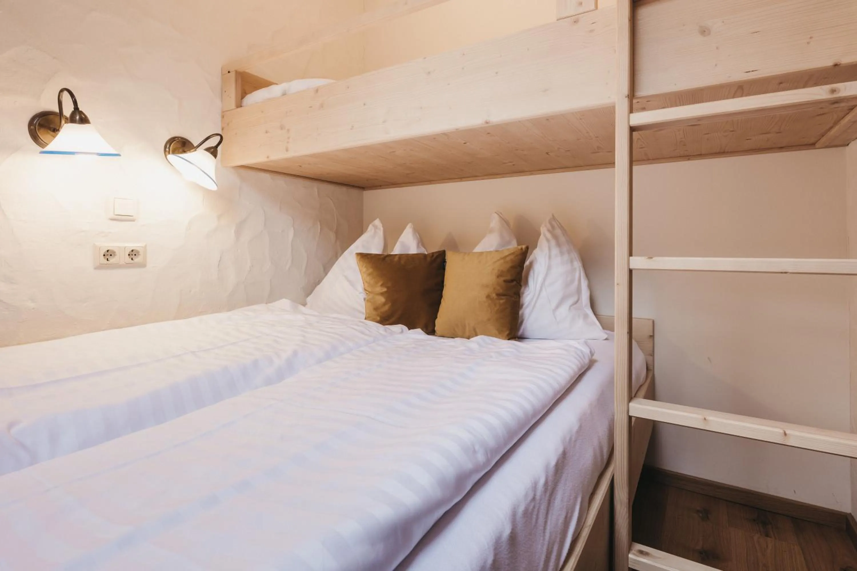 Photo of the whole room, Bed in Naturel Hoteldorf Schönleitn