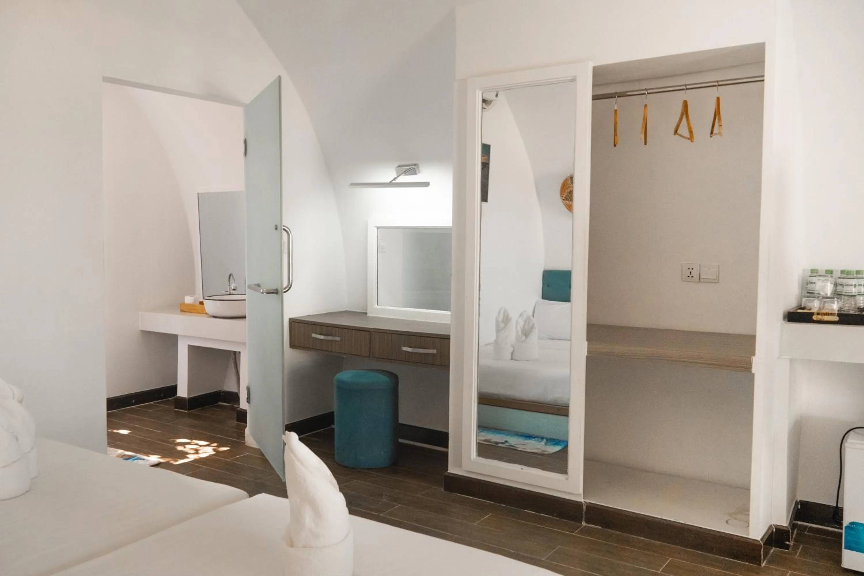 Bed in Tube Resort by EHM