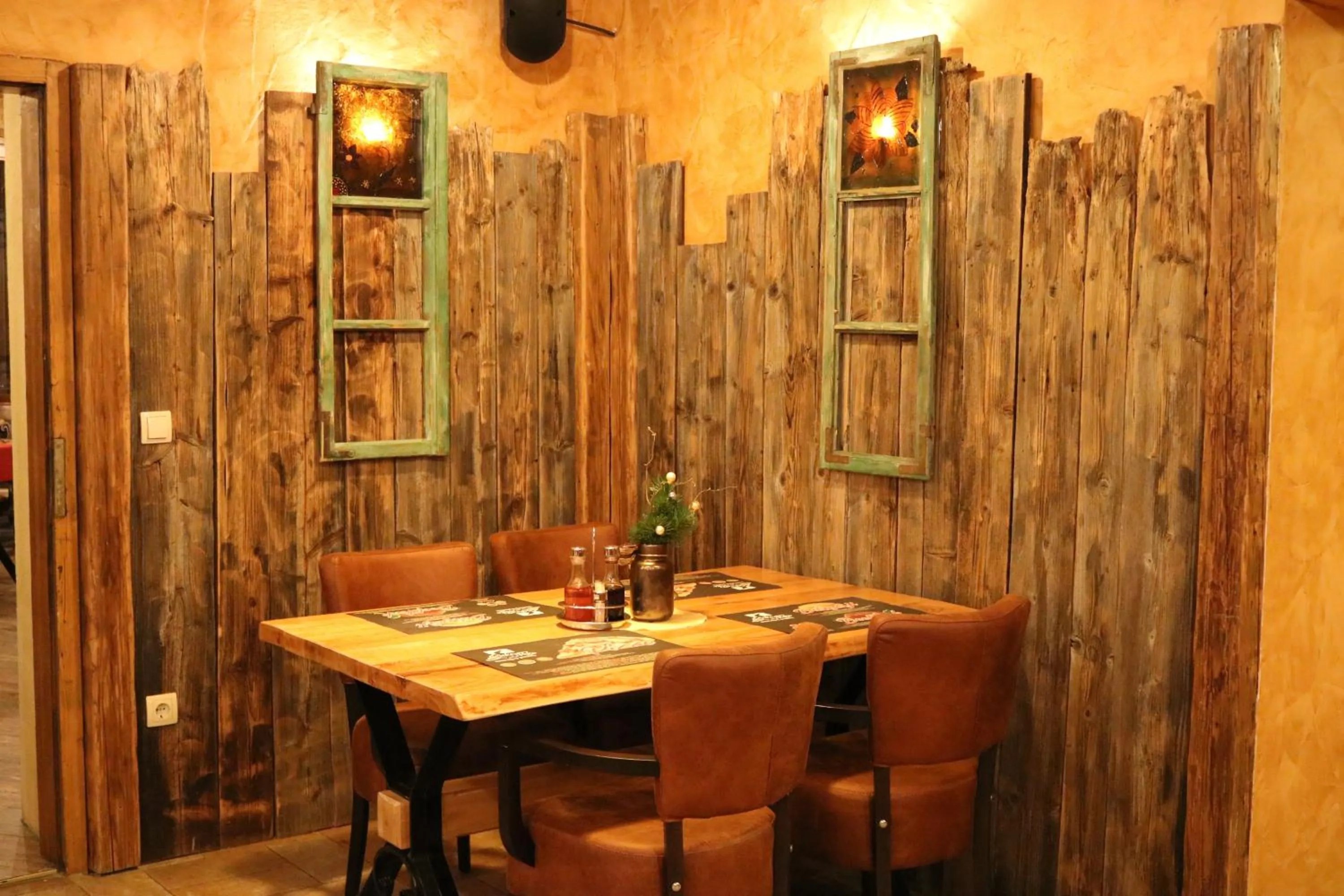 Restaurant/places to eat in Gorska Reka Guesthouse