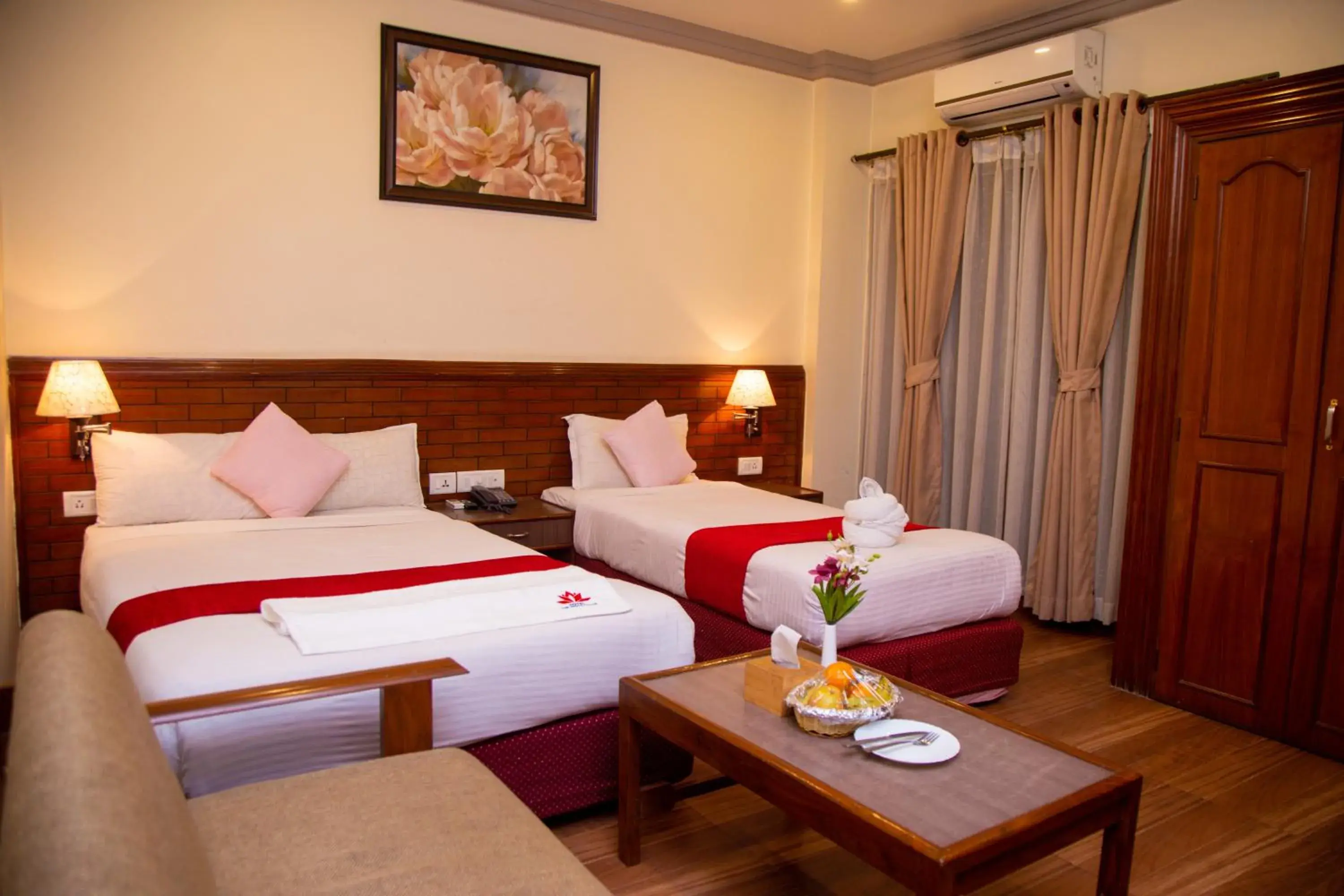 Deluxe Room in Hotel The White Lotus View Pvt Ltd Deluxe Room in Hotel The White Lotus View Pvt Ltd