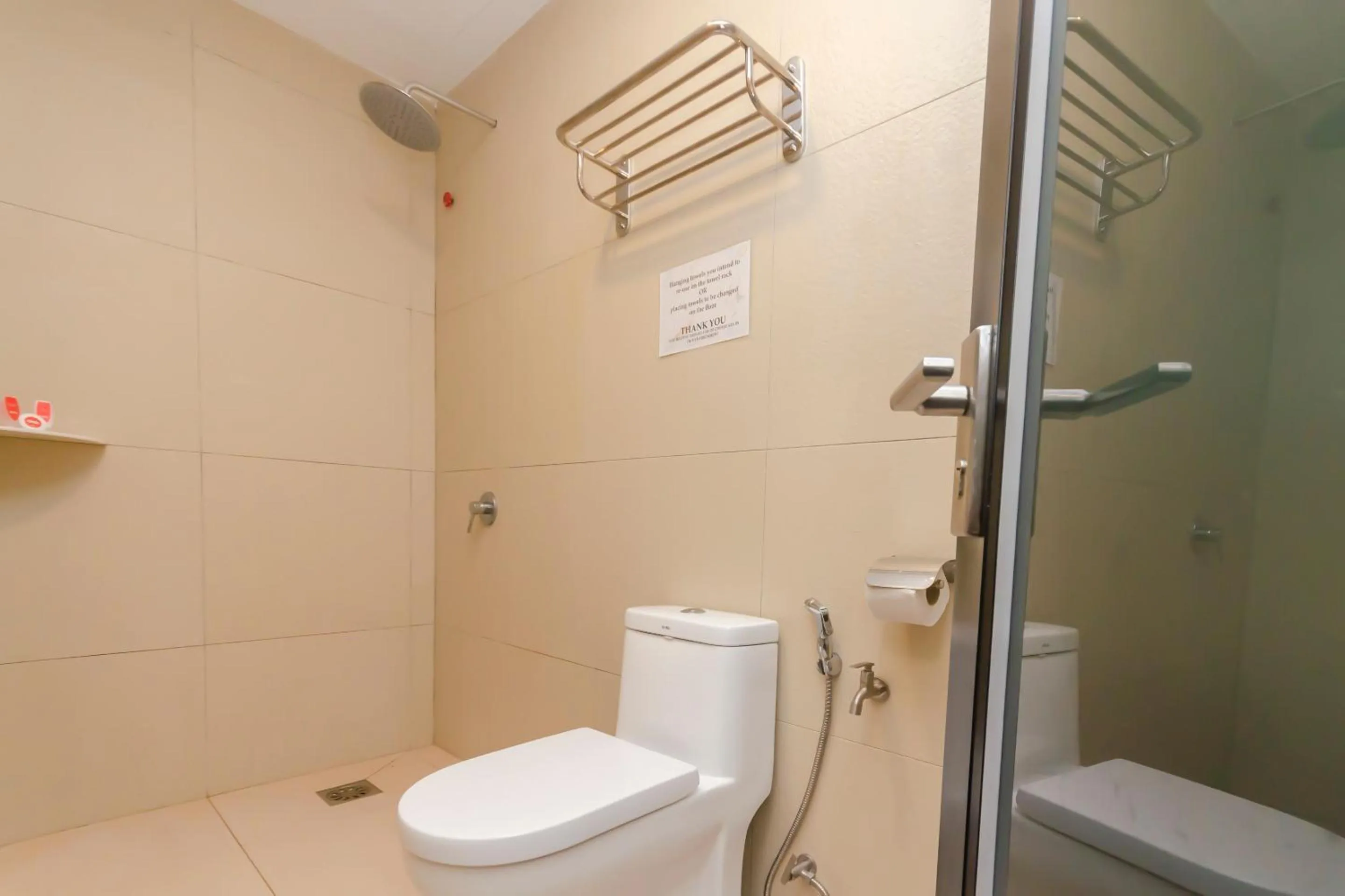 Bathroom in Aladdin Dream Hotel