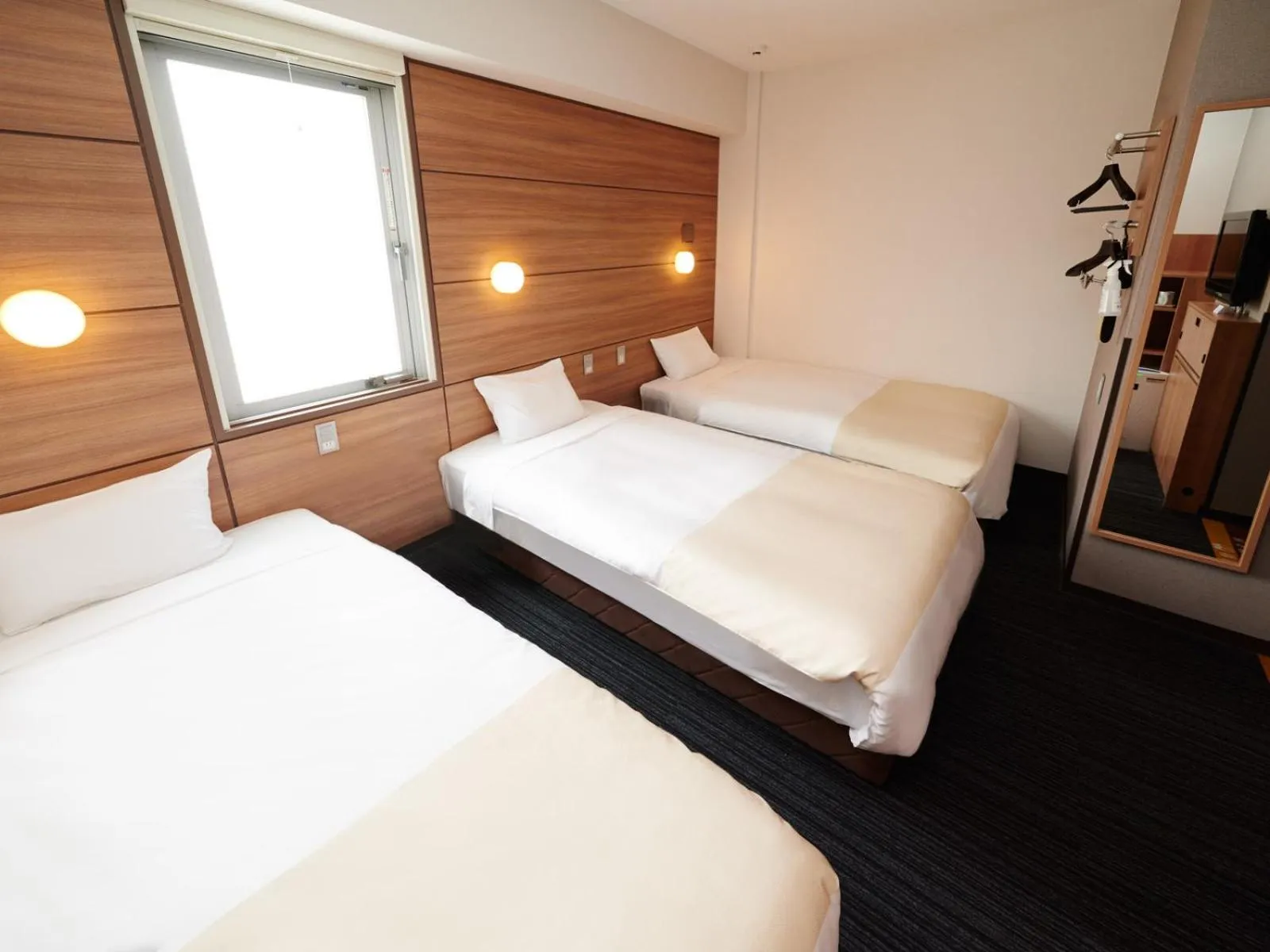 Photo of the whole room, Bed in Super Hotel Namba Nipponbashi